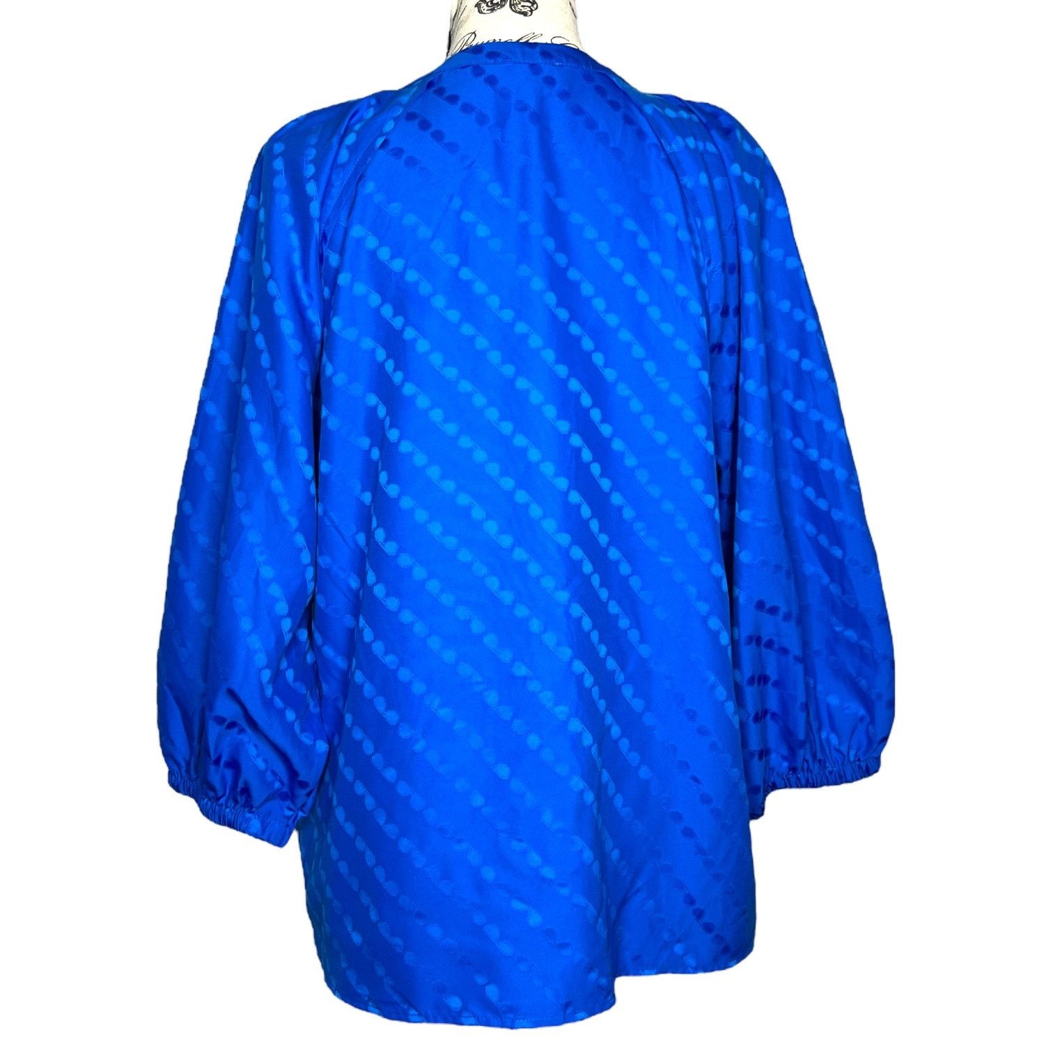 Karl Lagerfeld Sunglass Jacquard Blouse - Stitch Fix Split Neck Top Size M / US 6-8 / IT 42-44 - 4 Thumbnail