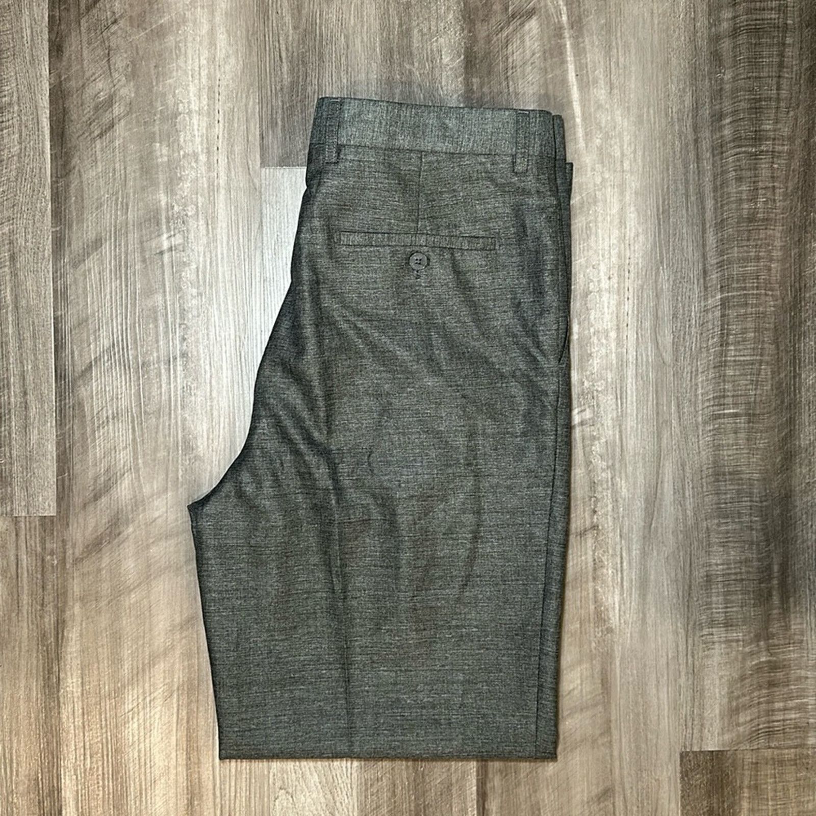 Lacoste Lacoste Pleated Dress Pants - 35x30 Size US 35 - 1 Thumbnail