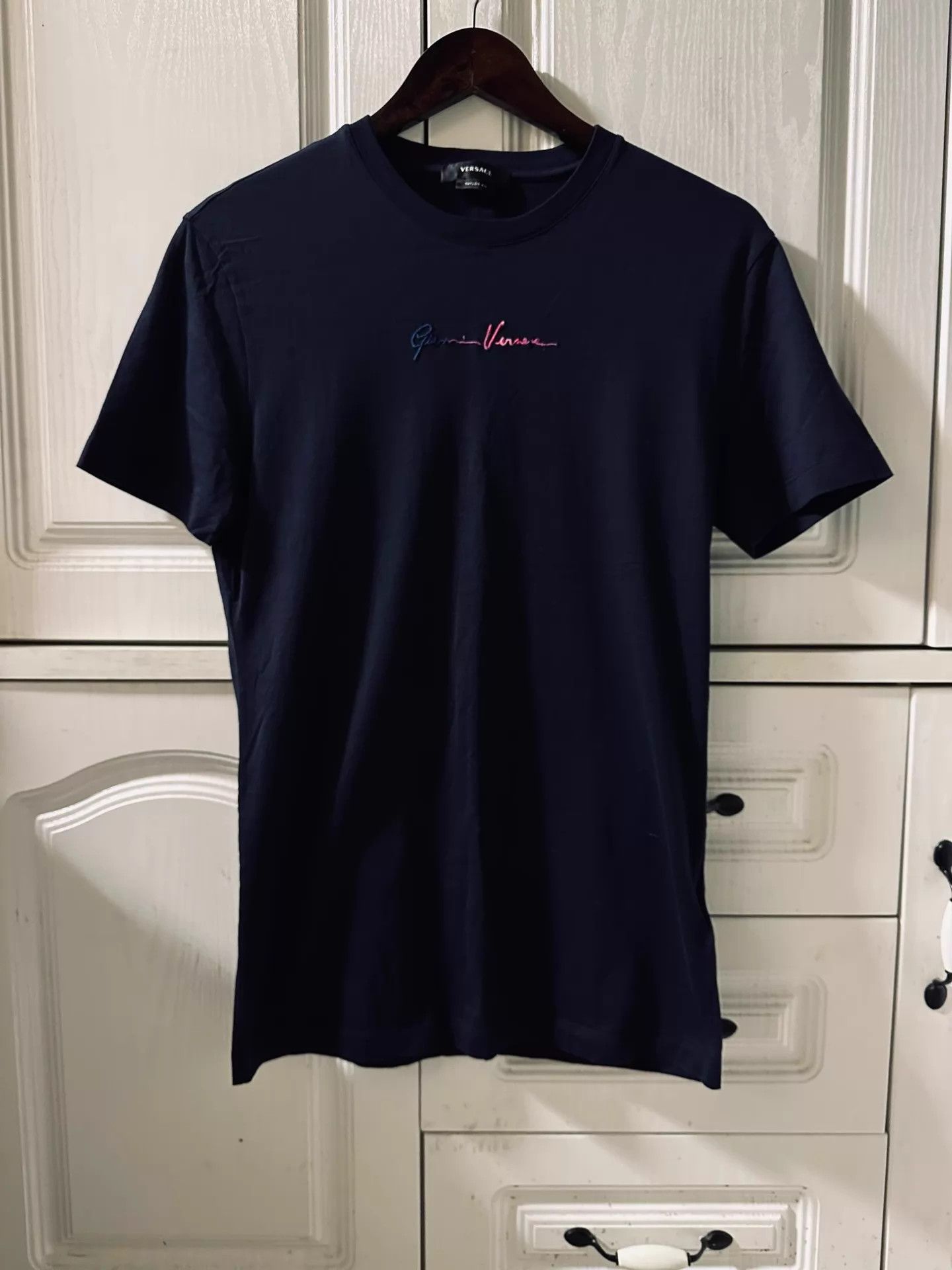 Versace Versace Color Logo Embroidered Short Sleeve T-Shirt Size US XS / EU 42 / 0 - 1 Thumbnail