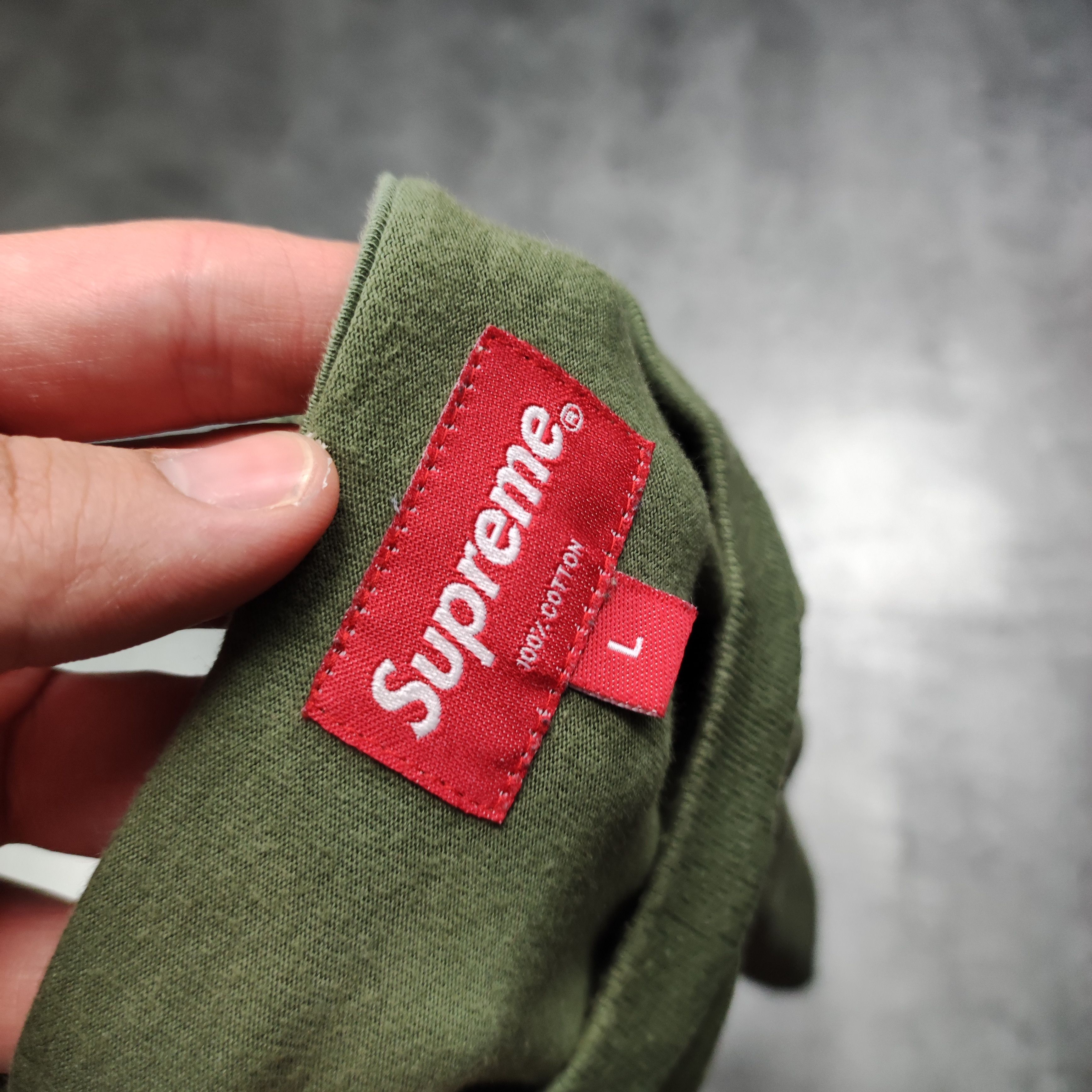 Supreme RARE Streetwear Supreme New York Patch Khaki Longsleeve Size US L / EU 52-54 / 3 - 6 Thumbnail