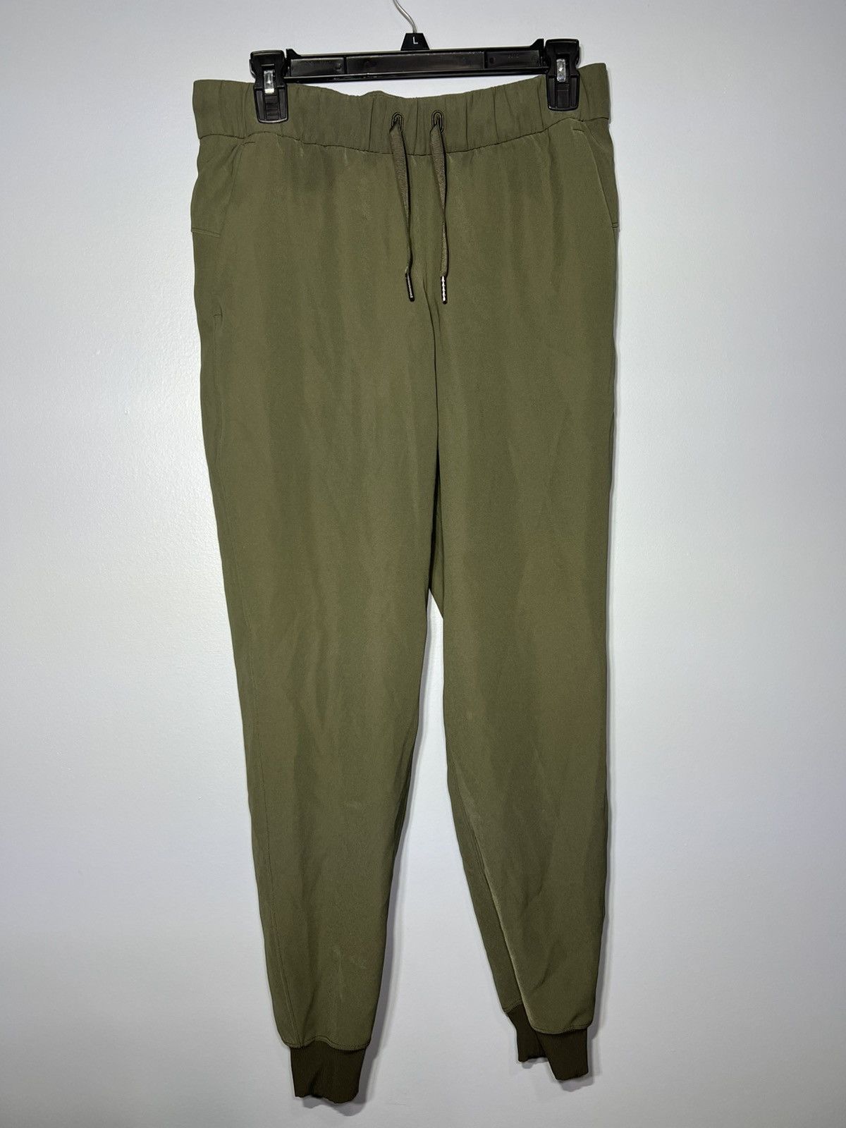 Lululemon Lululemon On The Fly Jogger Olive Green Drawstring Size 6 Size 28" / US 6 / IT 42 - 2 Thumbnail