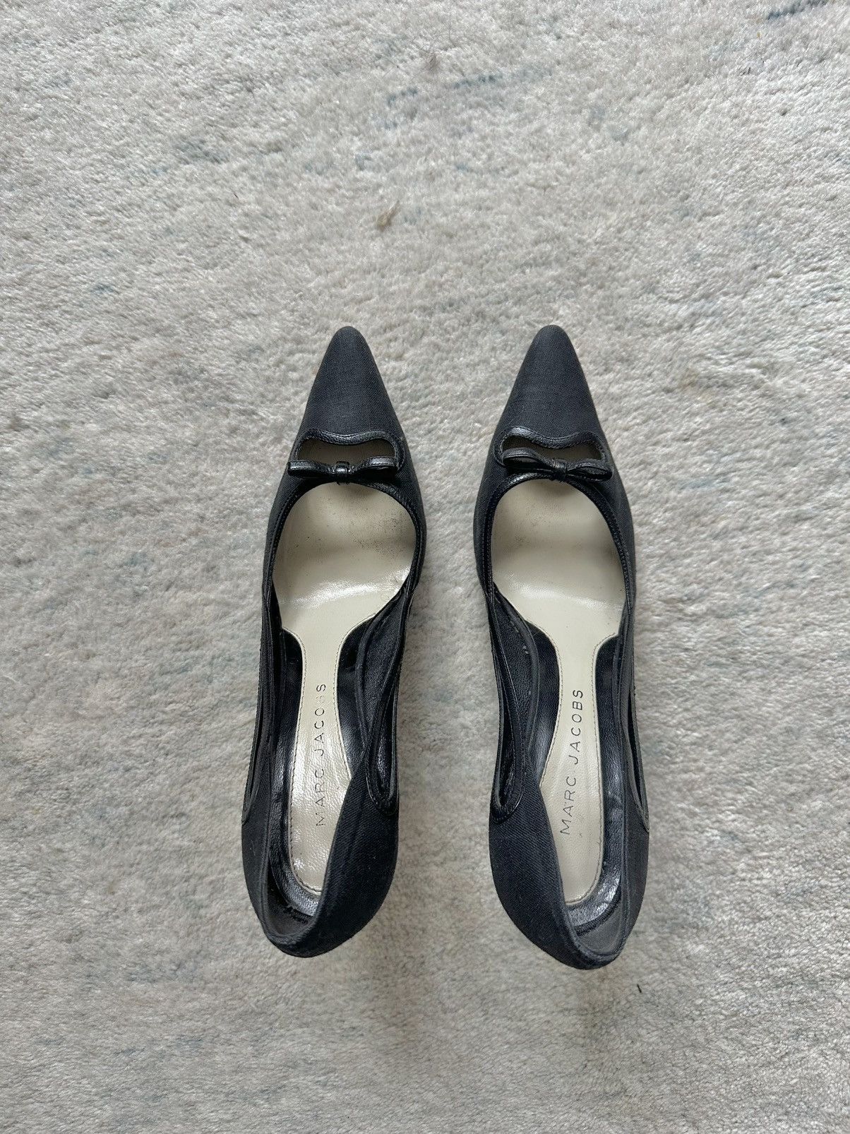 Marc Jacobs Vintage 90s Marc Jacobs Heels Cut Out Black Pump Bow Size US 9 / IT 39 - 4 Thumbnail