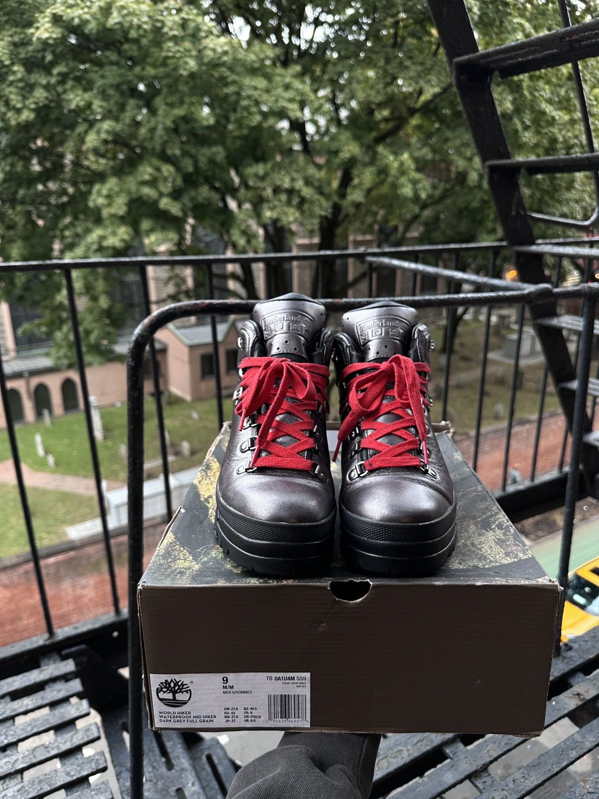 Supreme × Timberland Supreme Timberland World Hiker Boot Metallic