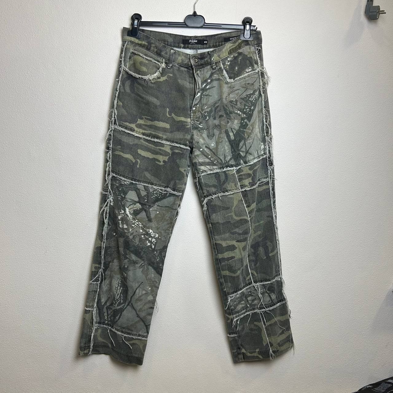 Jaded London Mens Jaded London Military Camouflage opium japan pants Size US 30 / EU 46 - 1 Thumbnail