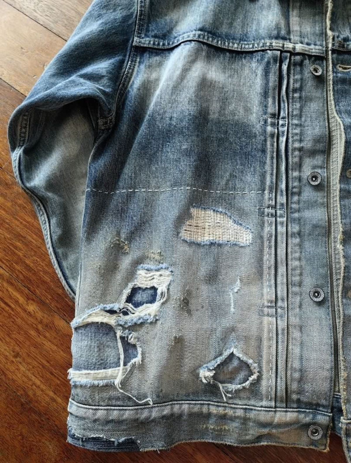 Neighborhood Neighborhood Distressed Denim Jacket Size US L / EU 52-54 / 3 - 4 Thumbnail