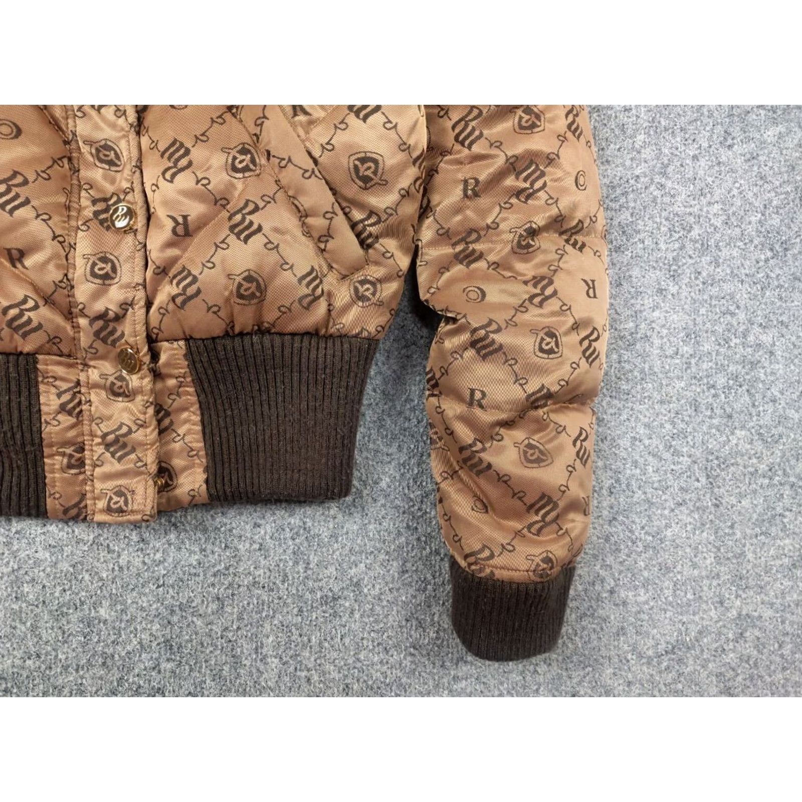 Rocawear Vintage Rocawear Brown Puffer Jacket XS Women Short Logo Down Quilted 90s Hip Hop Vintage y2k Japan Fur Cropped LGB if six was nine Style Size XS / US 0-2 / IT 36-38 - 7 Thumbnail