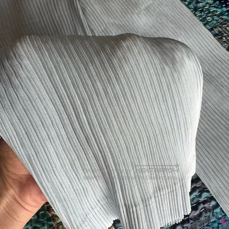 Issey Miyake Issey Miyake Toothpick Pleated Pants Light Blue Size 25" / US 0 / IT 36 - 4 Thumbnail