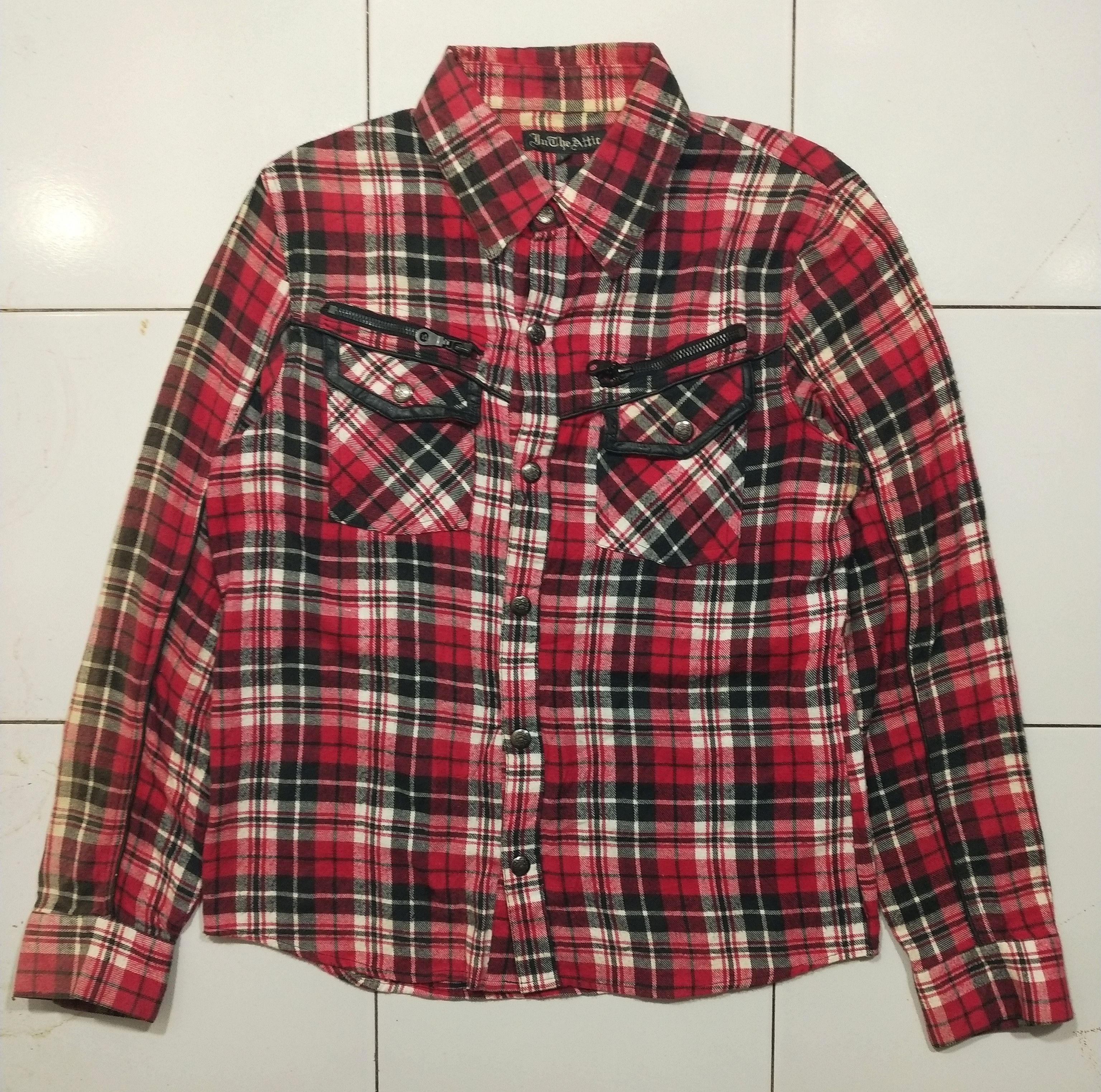 If Six Was Nine × In The Attic In the attic Snap Button Size M / US 6-8 / IT 42-44 - 1 Thumbnail