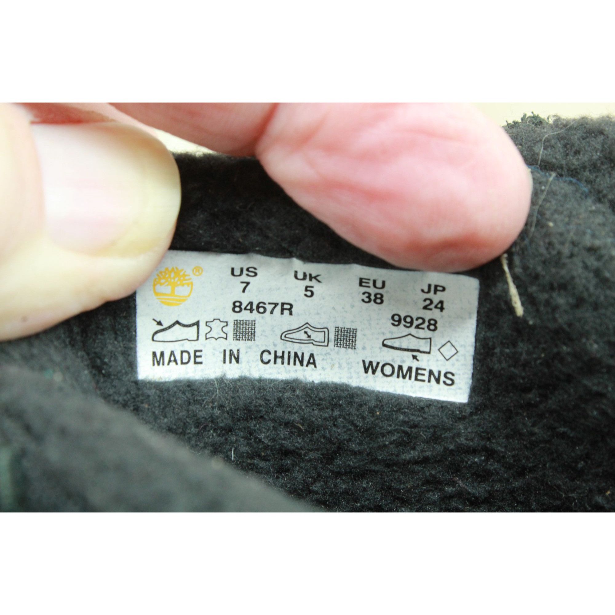 Timberland Timberland Women's Fleece Lined Lace up Waterproof Boots Size US 7 / IT 37 - 8 Thumbnail