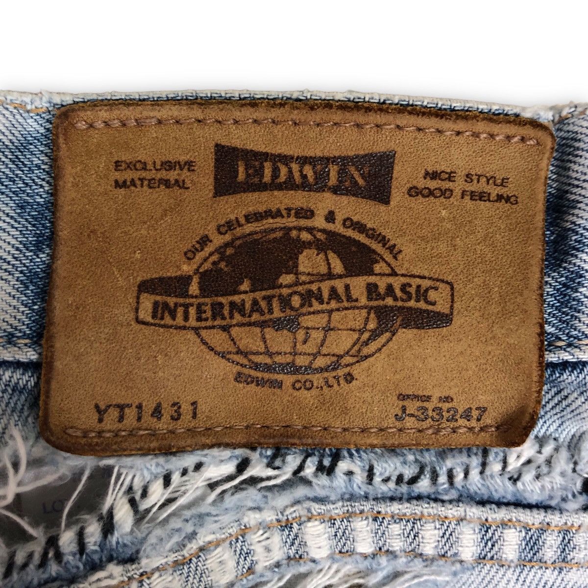 Edwin Vintage Edwin Acid Wash Distressed Patchwork Denim Jeans Size US 42 / EU 58 - 14 Thumbnail
