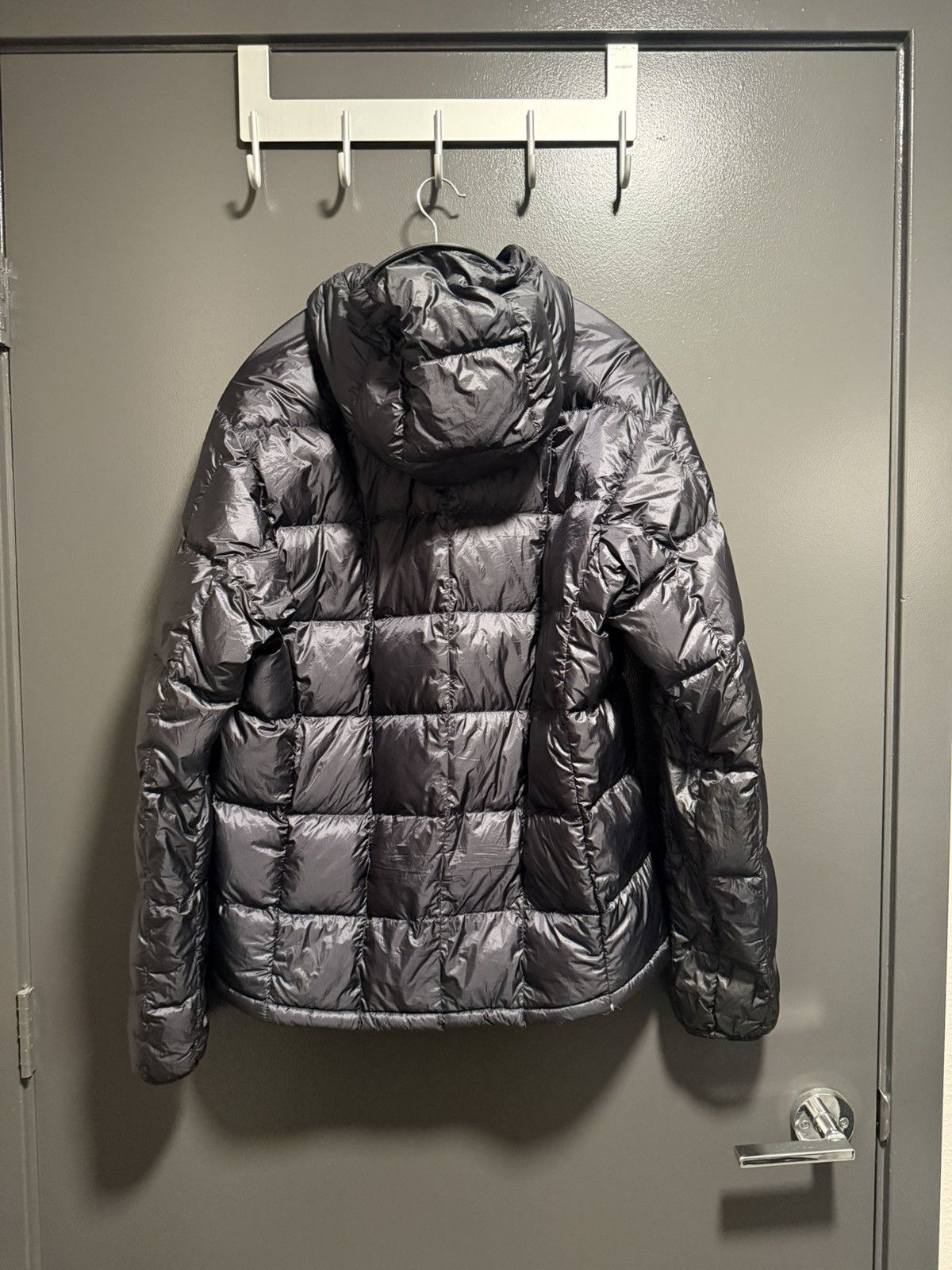 Montbell Superior Down Parka Men's Size US M / EU 48-50 / 2 - 2 Thumbnail