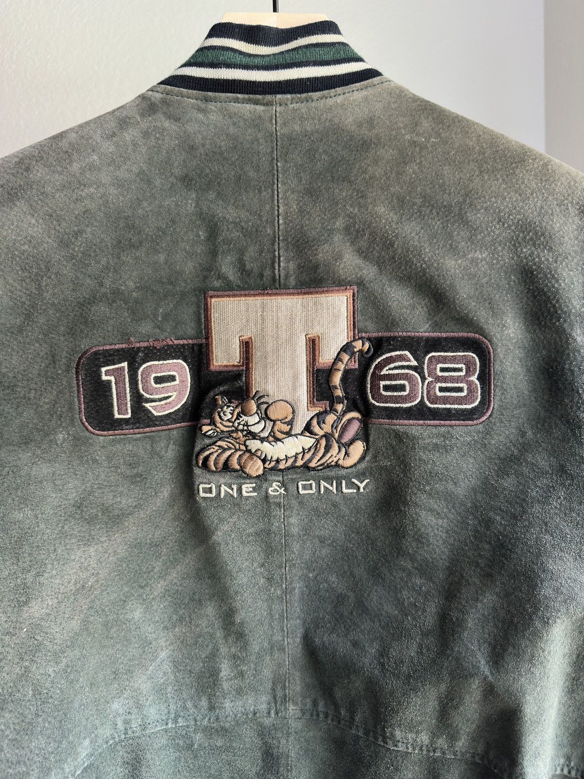 Disney Vintage Disney Tigger Varsity Jacket Green Black Size US M / EU 48-50 / 2 - 8 Thumbnail