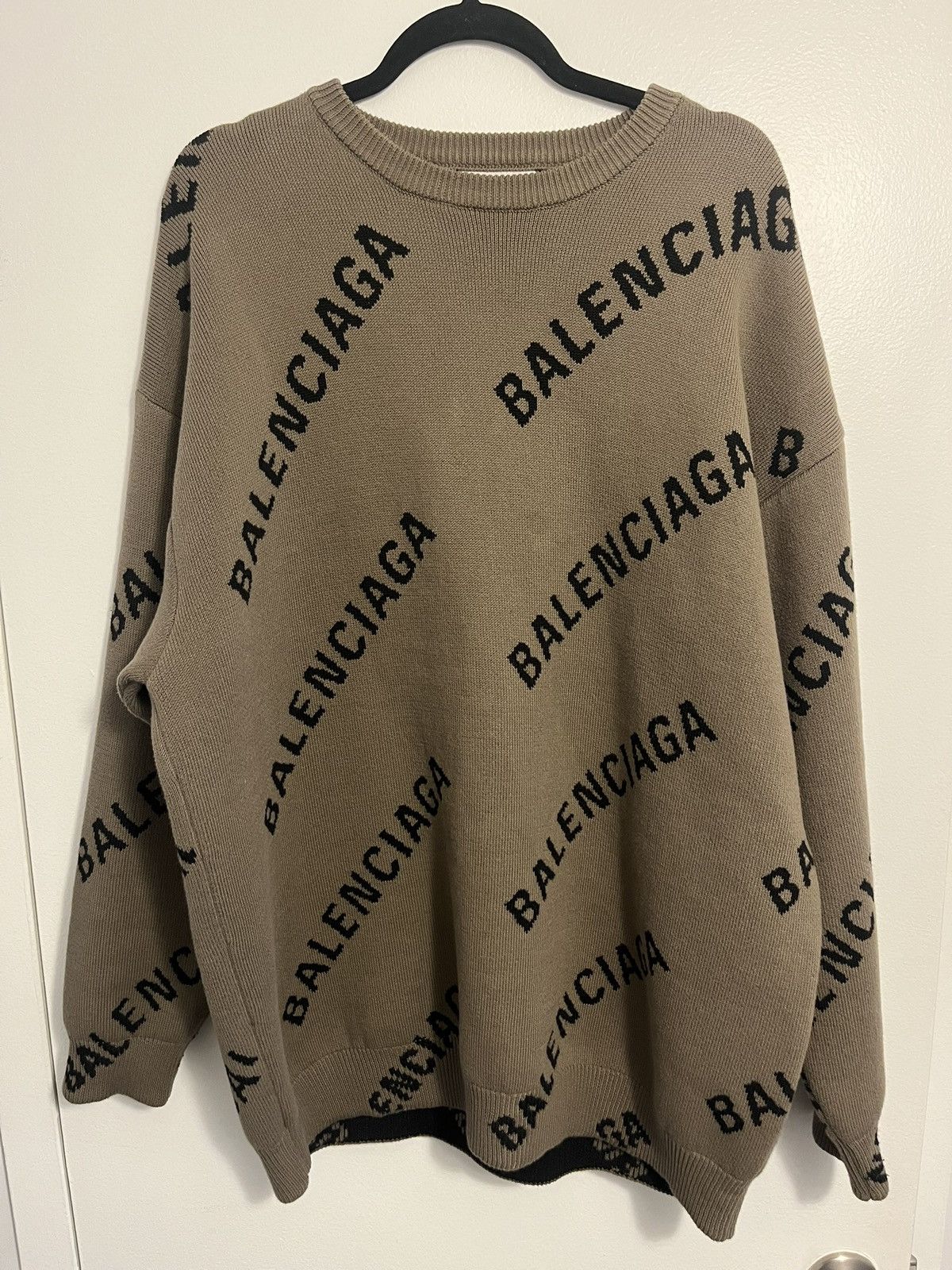 Balenciaga logo knit sweater