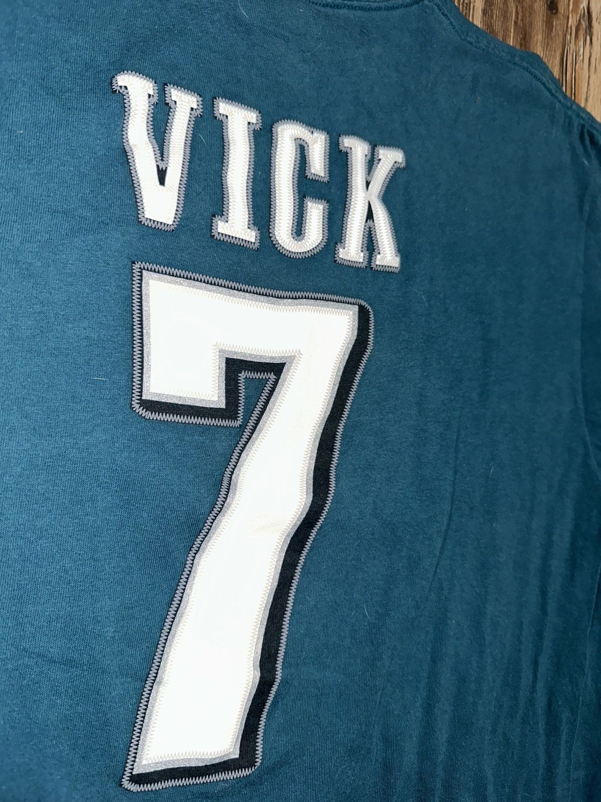 NFL Philadelphia Eagles Mike Vick NFL team apparel tee shirt XL Size US XL / EU 56 / 4 - 4 Thumbnail