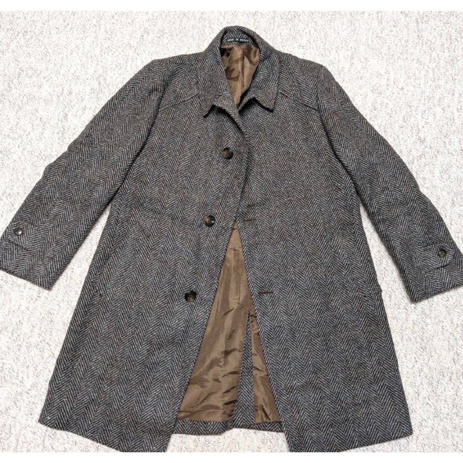 Vintage VINTAGE Brook Taverner Overcoat Tweed Donegal Wool Herringbone Gray 44 England Fleck Coat Mens Size US L / EU 52-54 / 3 - 2 Thumbnail