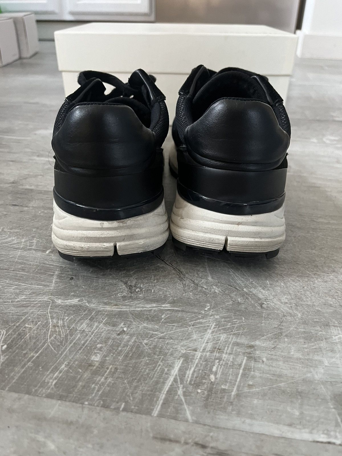 John Elliott John Elliott Edition One Runner in Black size 11 Size US 11 / EU 44 - 8 Thumbnail