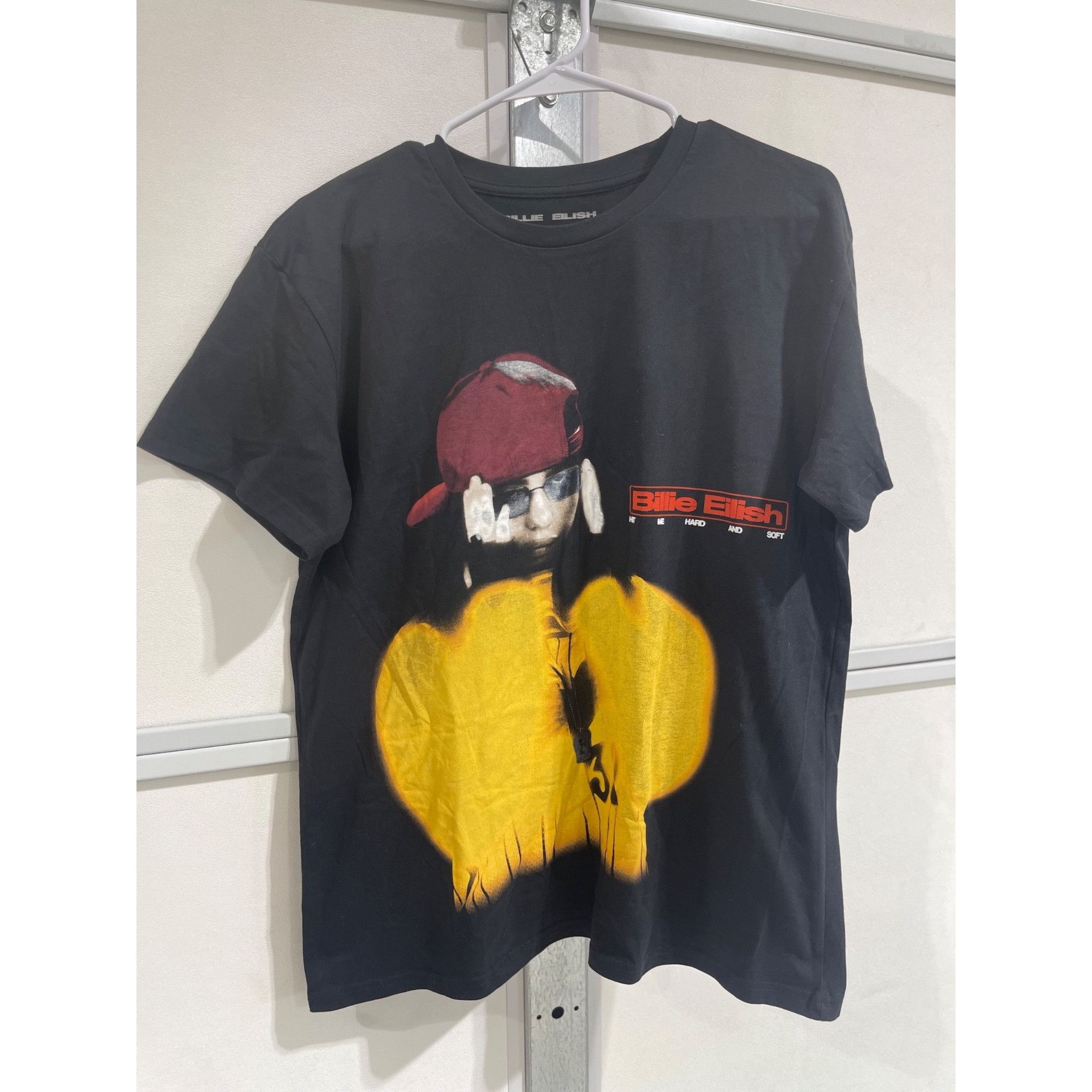 Billie Eilish NEW BILLIE EILISH HIT ME HARD AND SOFT TEE MEDIUM Size M / US 6-8 / IT 42-44 - 2 Thumbnail