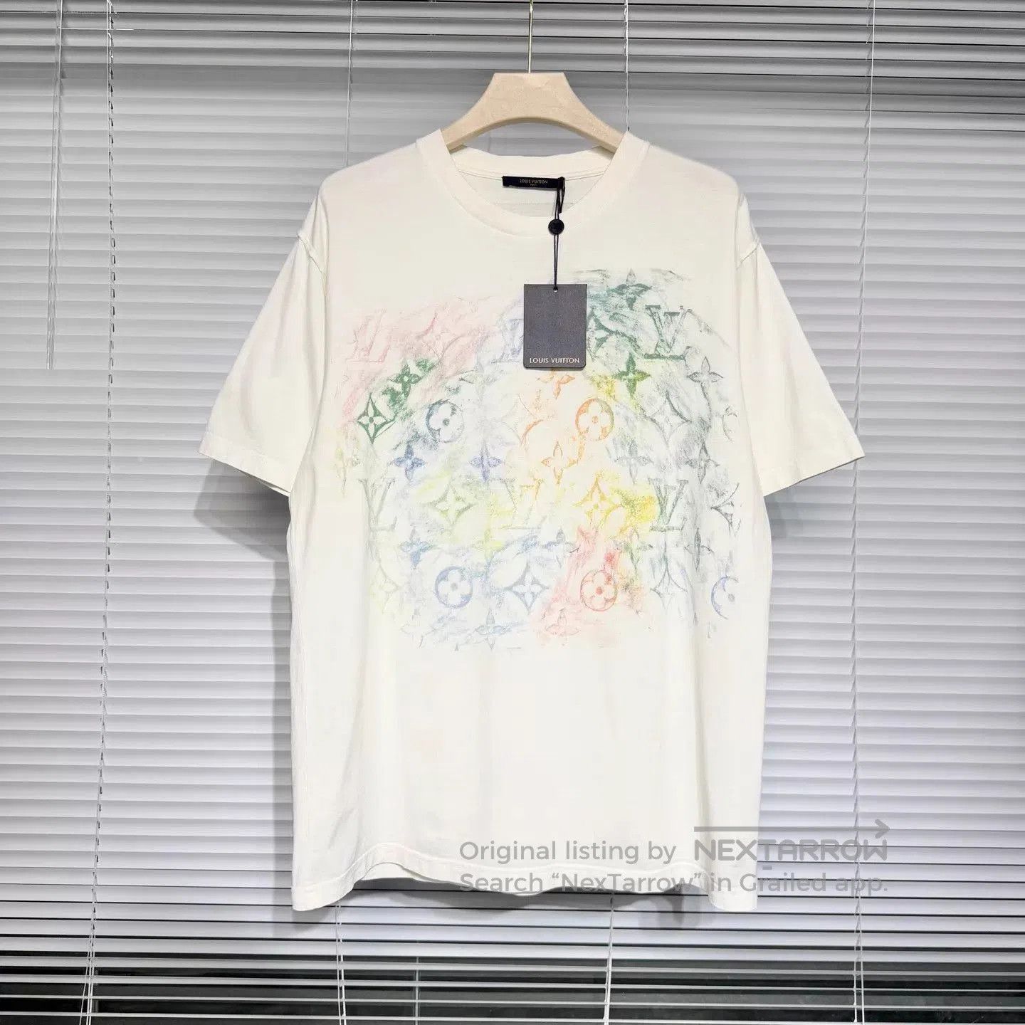 Louis Vuitton White Short Sleeve Graphic Print T. Size US XXL / EU 58 / 5 - 1 Thumbnail