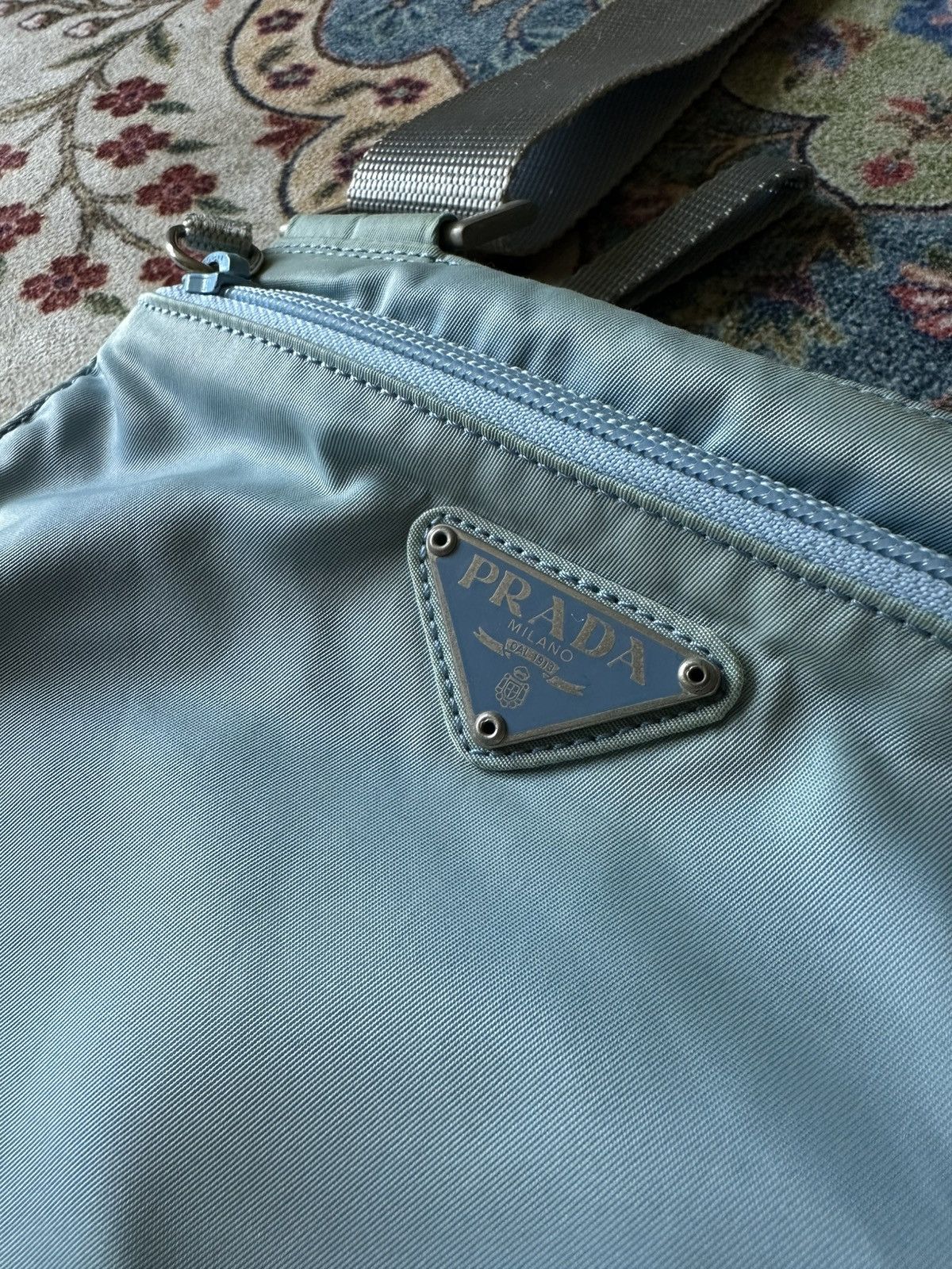 Prada × Vintage Vintage 2000s Prada Nylon Blue Messenger Crossbody Bag Size ONE SIZE - 4 Thumbnail