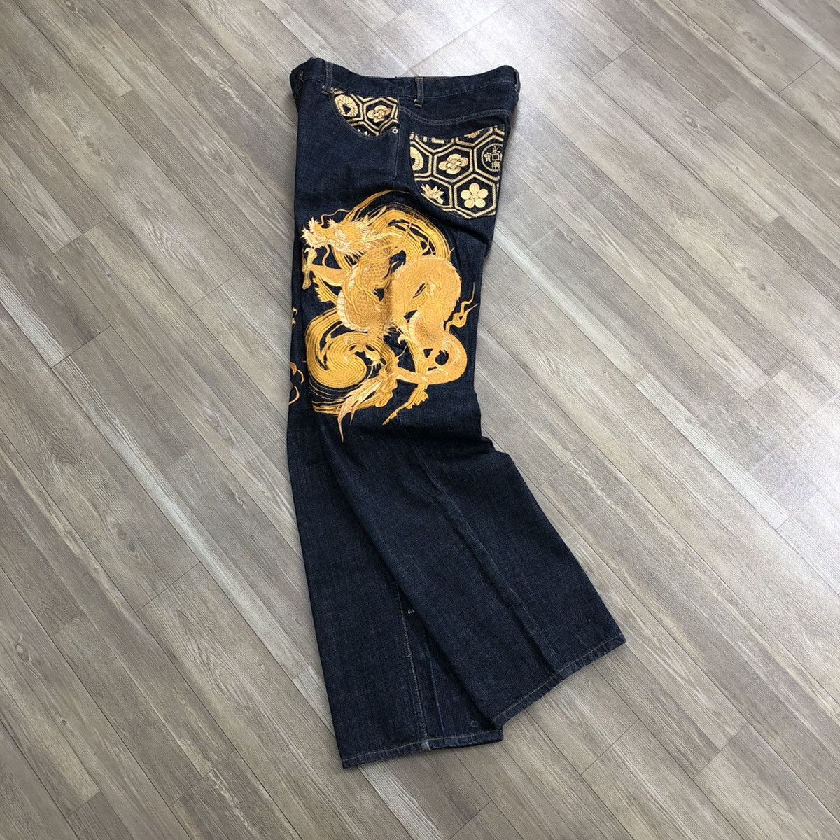 Ed Hardy SOLD📦 70/100 Karakuri Tamashii Dragon Gold Embroidered Jeans Size US 36 / EU 52 - 24 Thumbnail