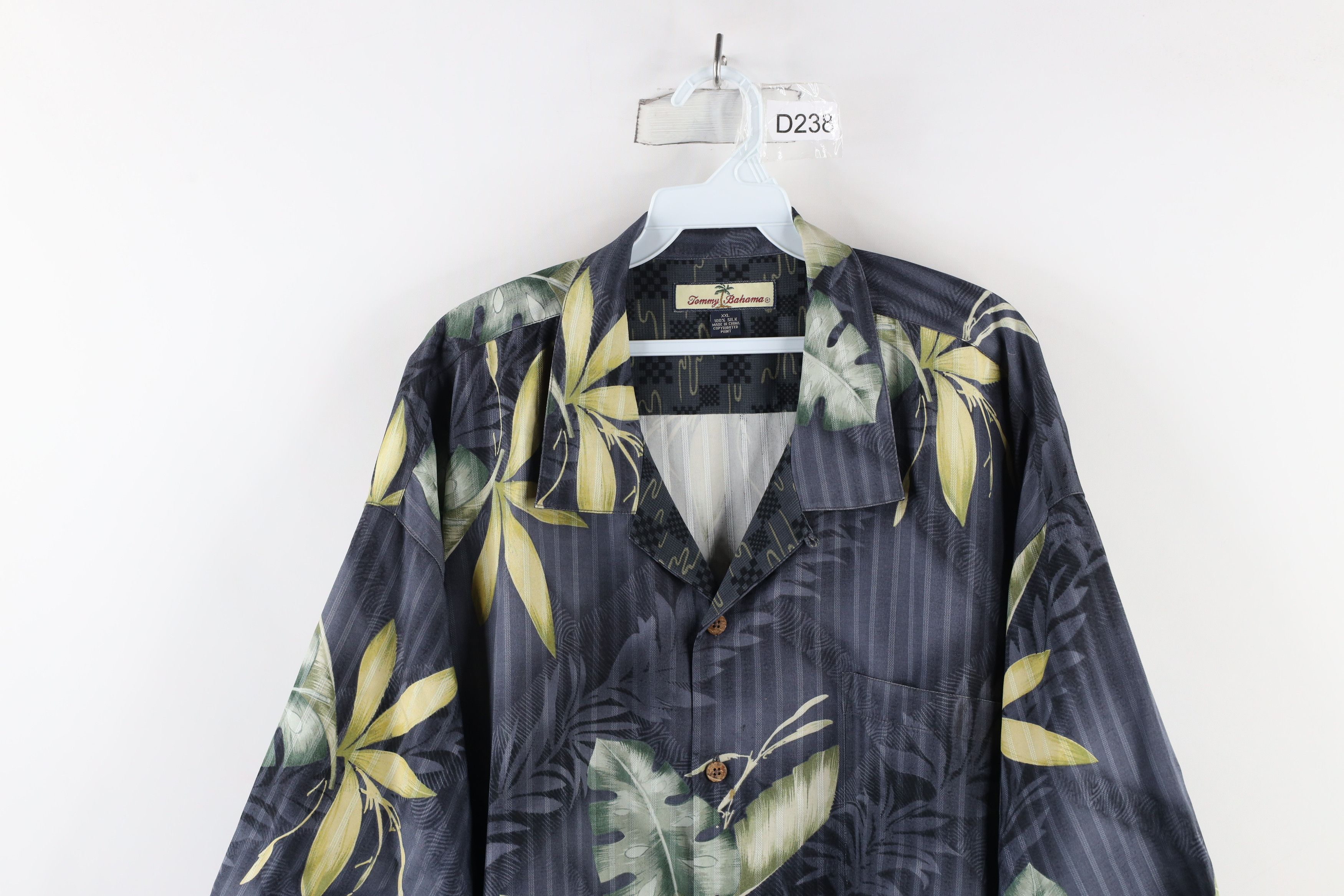 Tommy Bahama × Vintage Vintage 90s Tommy Bahama Stripe Palm Tree Button Shirt Size US XXL / EU 58 / 5 - 2 Thumbnail