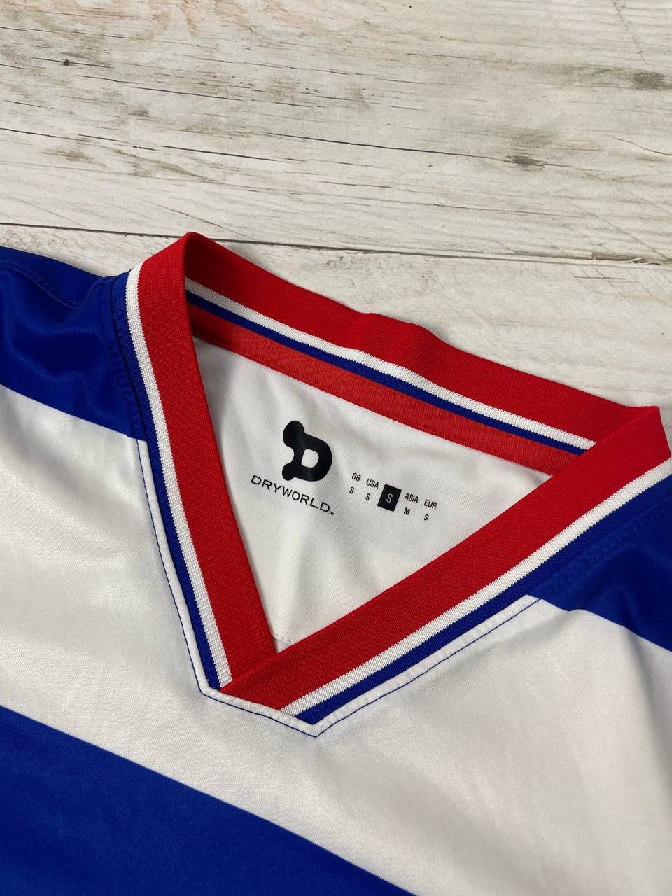 Other Queens Park Rangers 2016 2017 Home Soccer Shirt Jersey Size US S / EU 44-46 / 1 - 7 Thumbnail