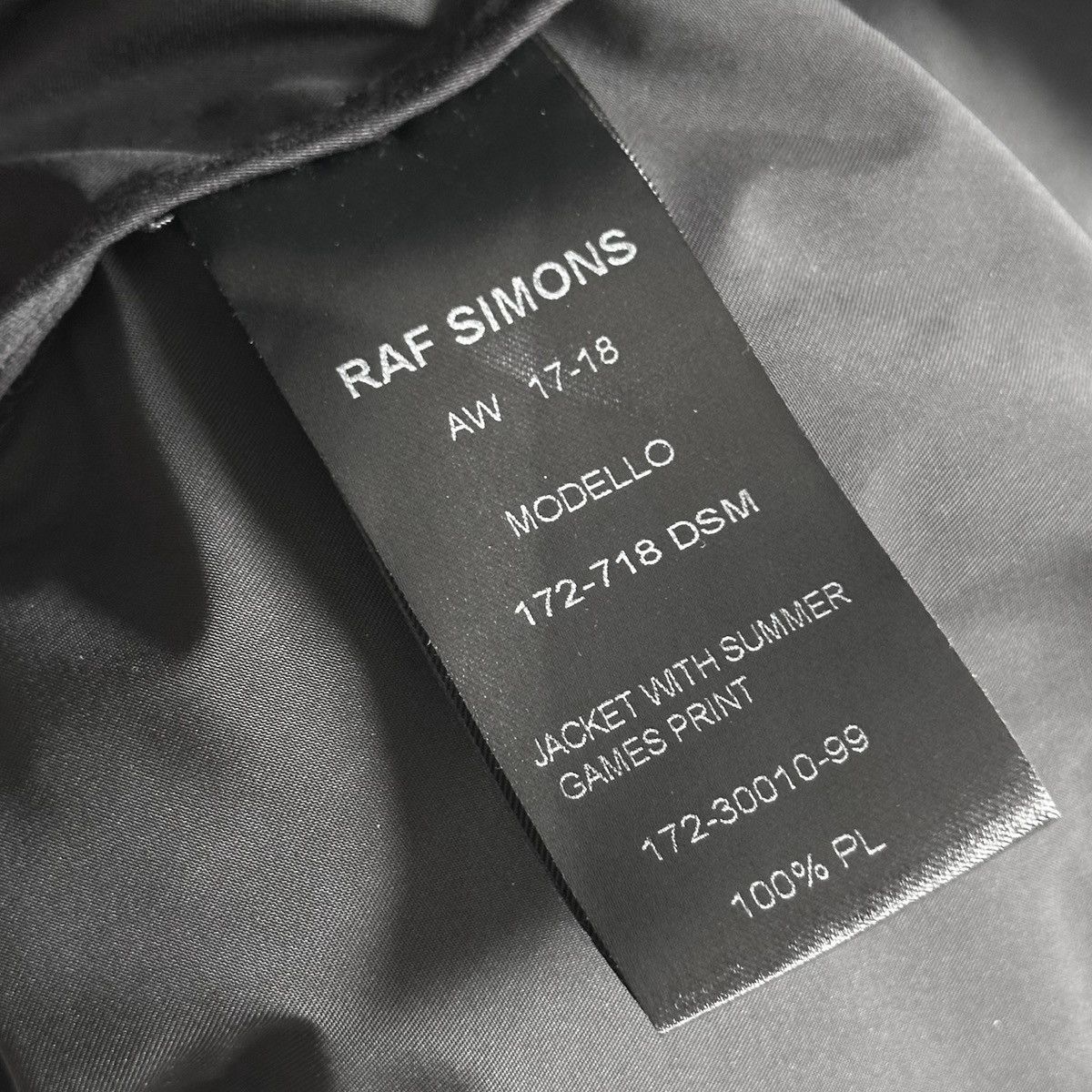 Dover Street Market × Raf Simons DSM EXCLUSIVE AW17 Summer Games Duct Tape Windbreaker Jacket Size US XL / EU 56 / 4 - 8 Thumbnail