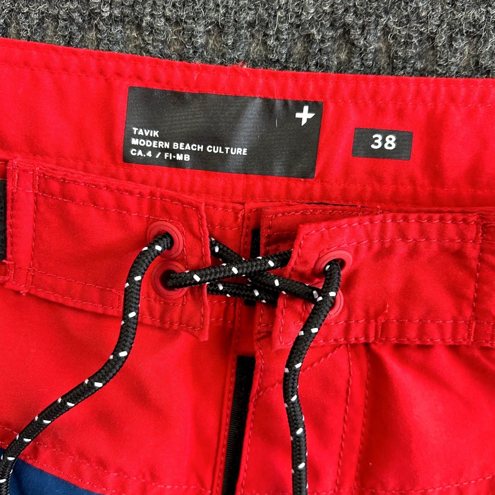 Tavik Tavik Swim Trunks Board Shorts 38 Red Blue Stripe Drawstring Beach Surf Men Adult Regular 38 Red Size US 38 / EU 54 - 3 Thumbnail