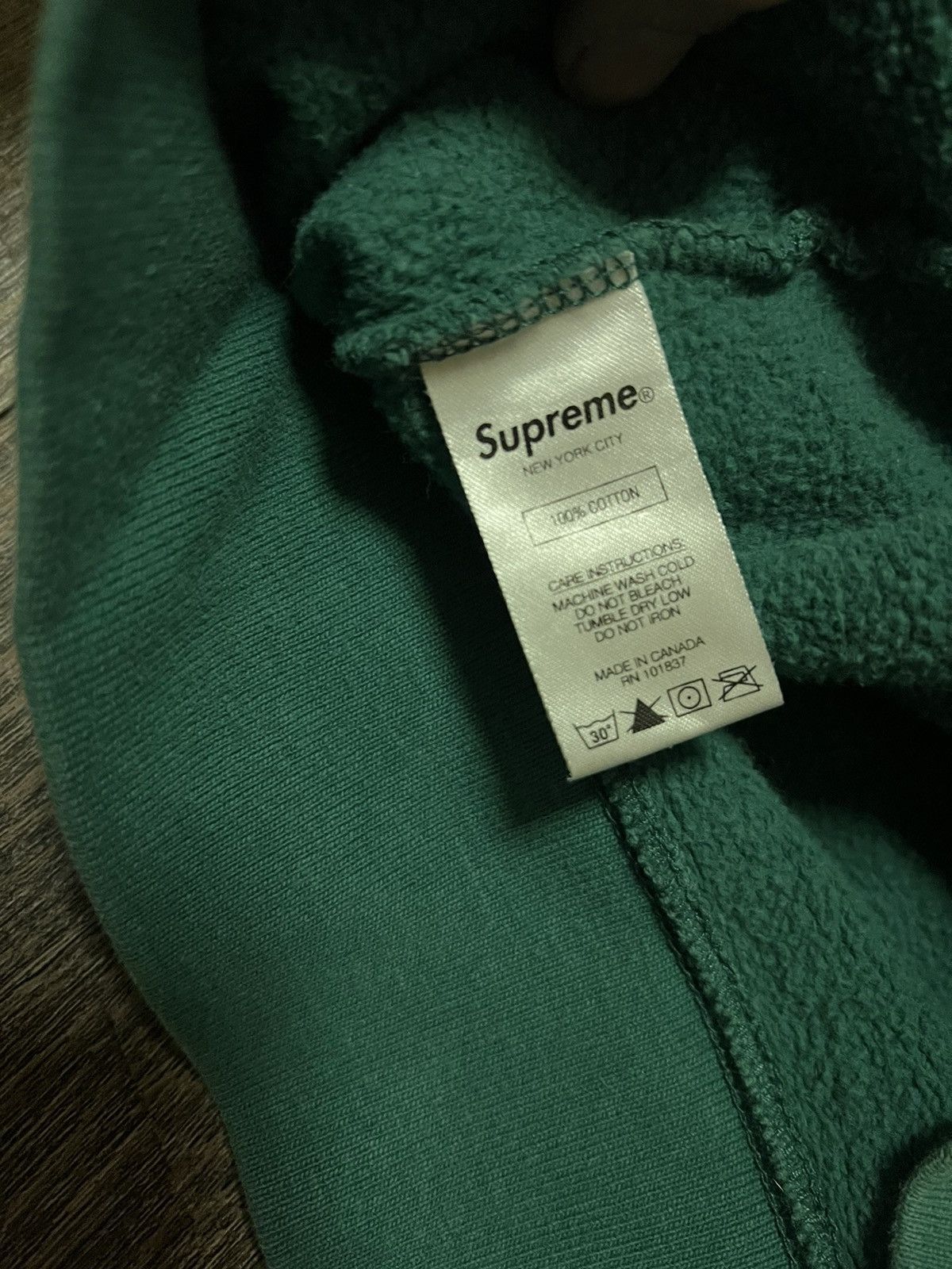 Supreme Supreme Chain Logo Crewneck Sweater size Medium Size US M / EU 48-50 / 2 - 7 Thumbnail