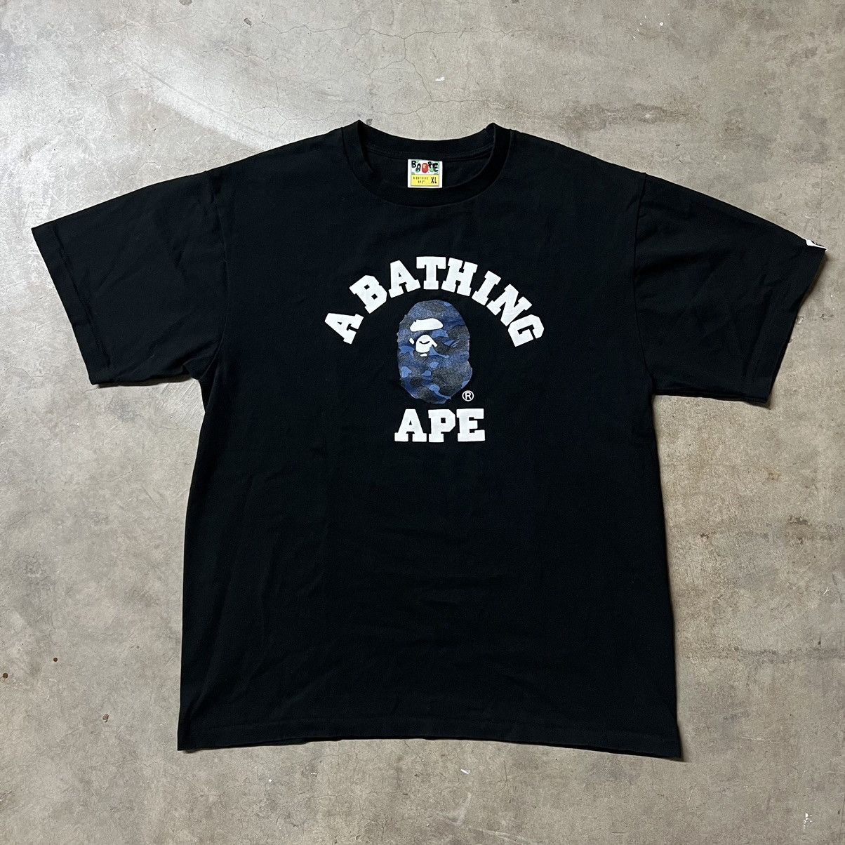 Bape A Bathing Bape BAPE College Logo T-Shirt Size US XL / EU 56 / 4 - 1 Thumbnail