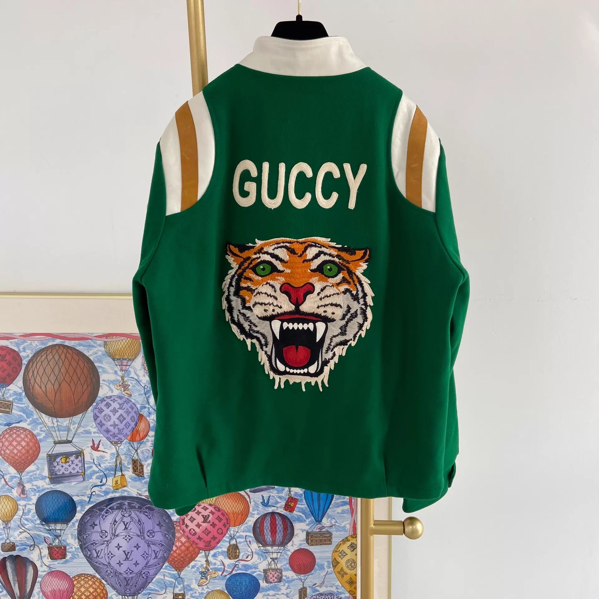 Gucci Gucci Tiger Head Green 50 Pre-Owned Jacket With Tags Size US M / EU 48-50 / 2 - 1 Thumbnail
