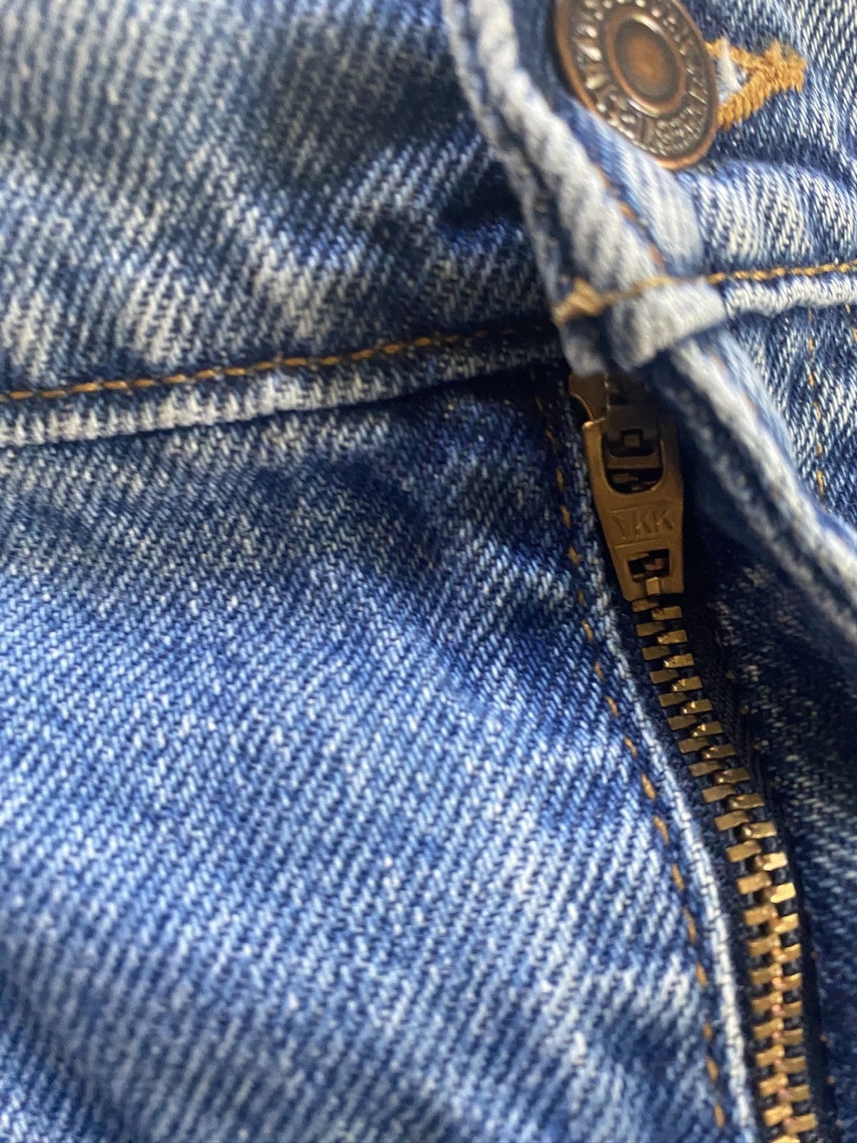 Levi's × Vintage Vintage ‘96 Levi’s 550 Orange Tab Relaxed Fit Jean Shorts Size US 37 - 8 Thumbnail