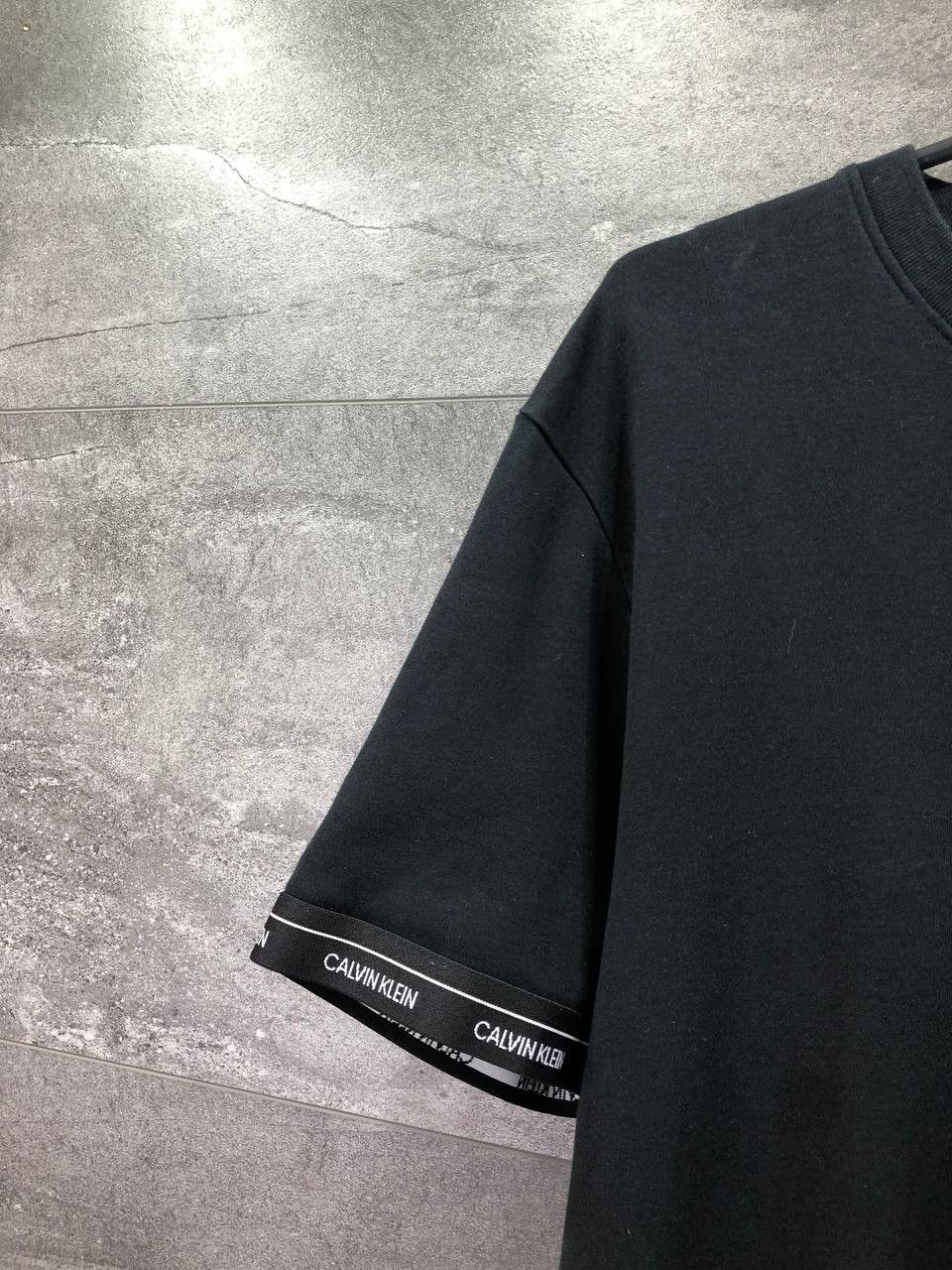 Calvin Klein Calvin Klein Men’s T-Shirt Centr Logo Embroidered stripes Size US M / EU 48-50 / 2 - 3 Thumbnail