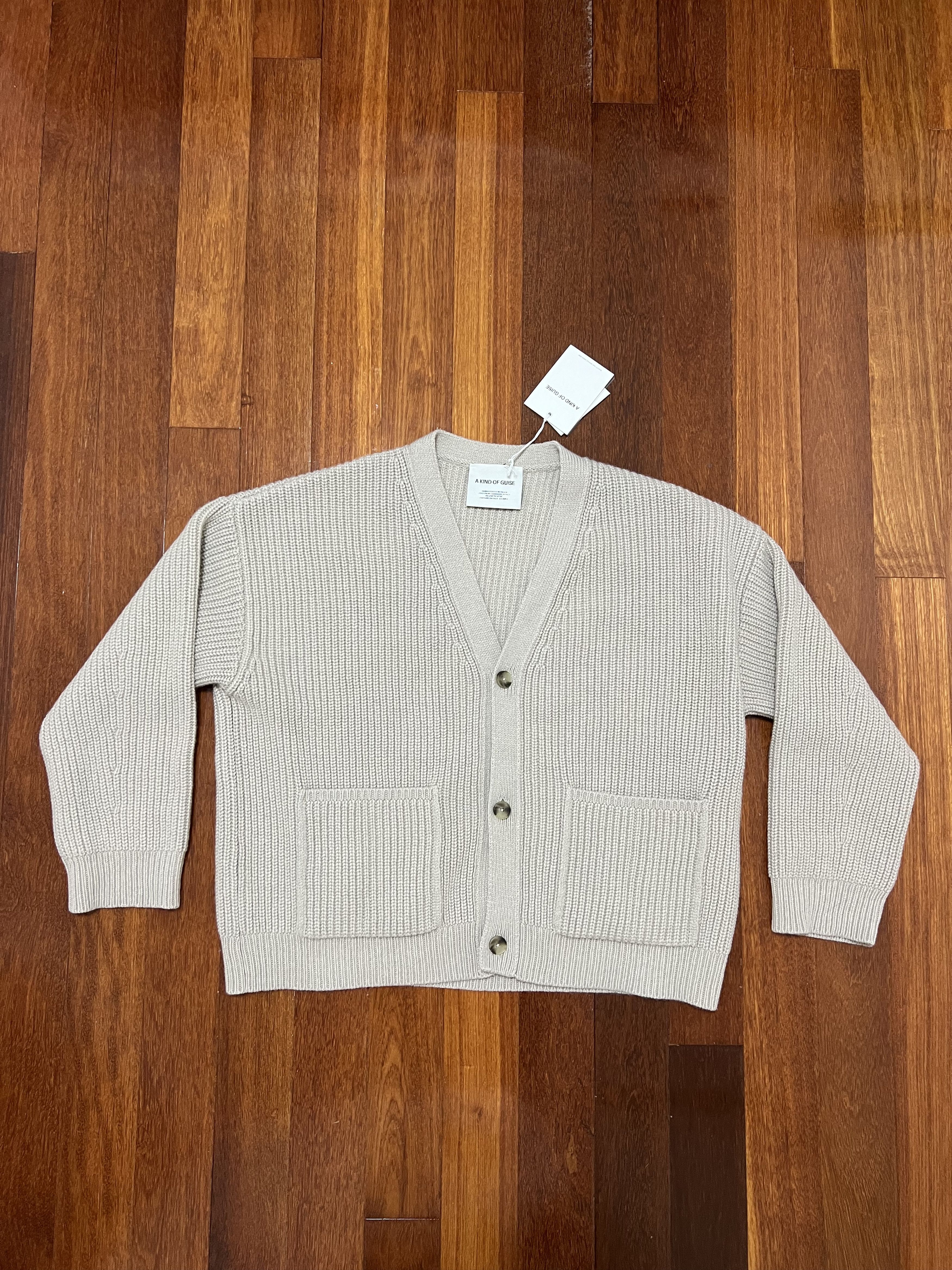 A Kind Of Guise 💚 AW23 A Kind Of Guise Candido Cardigan Natural Melange NEW Size US L / EU 52-54 / 3 - 1 Thumbnail