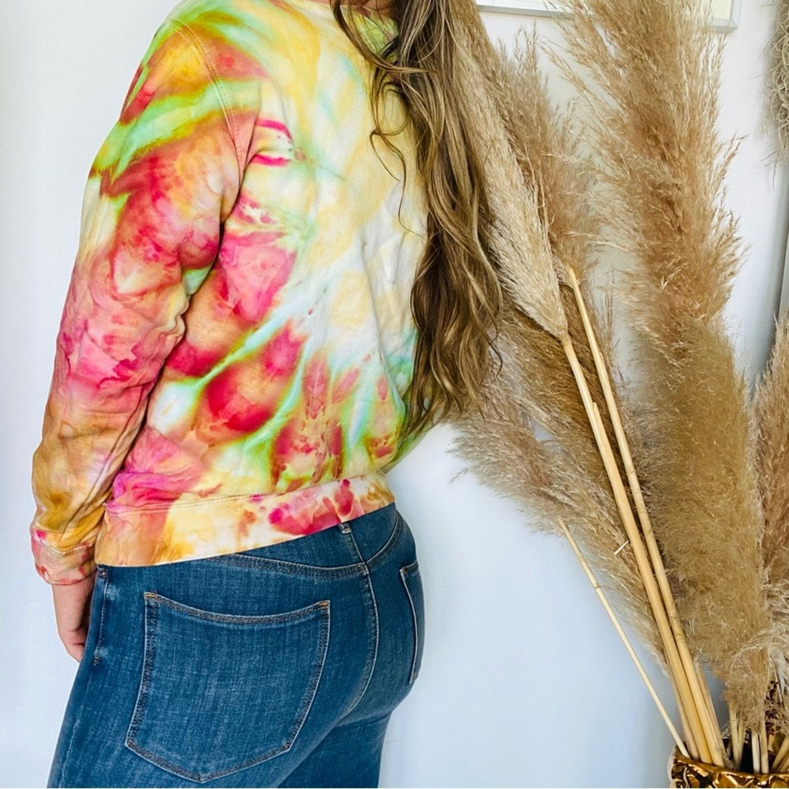 Vintage VINTAGE Yellow Pink Green Rainbow Tie Dye Crew Sweatshirt Size S / US 4 / IT 40 - 2 Thumbnail