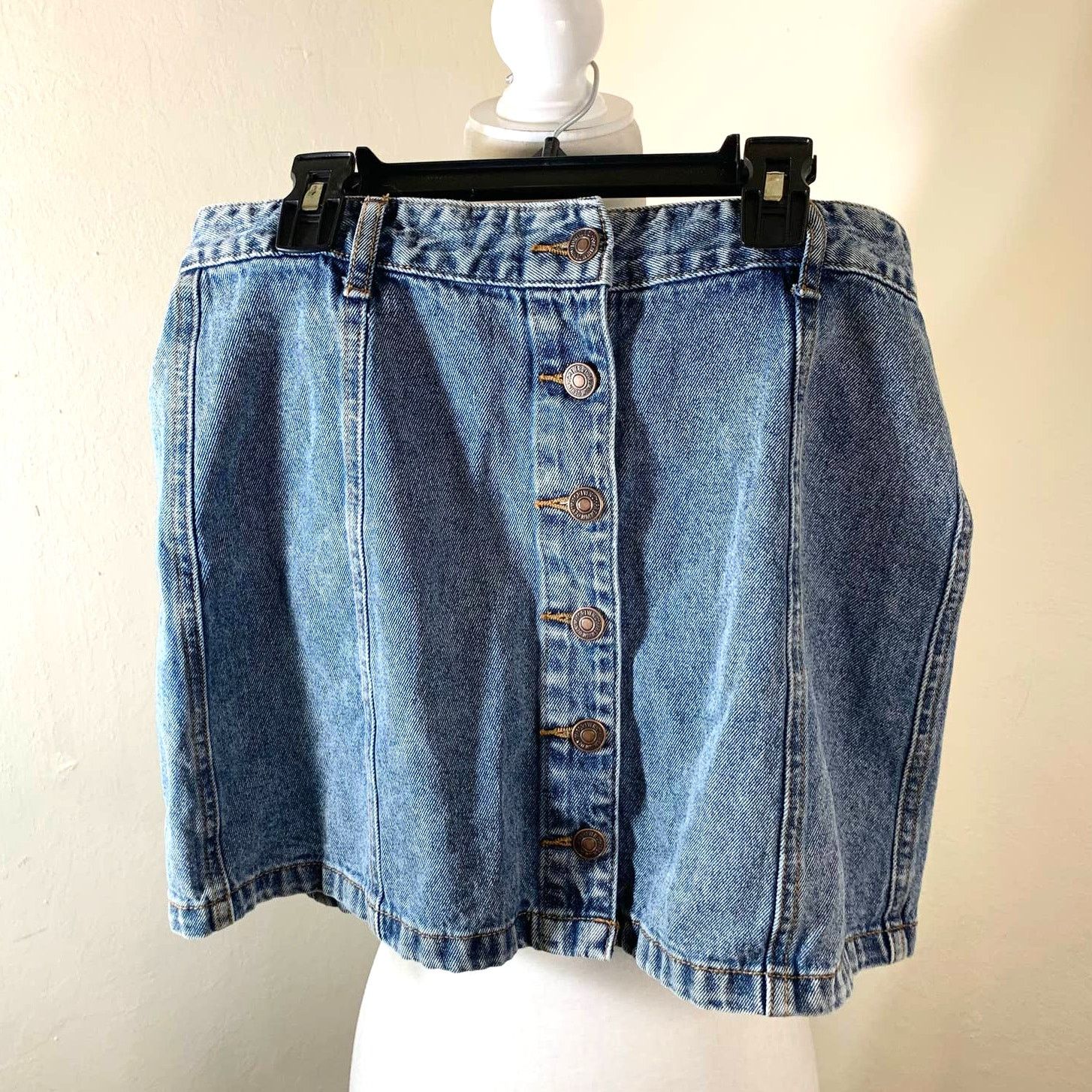 Forever 21 Forever21 jeans skirt size L Size 30" / US 8 / IT 44 - 1 Thumbnail