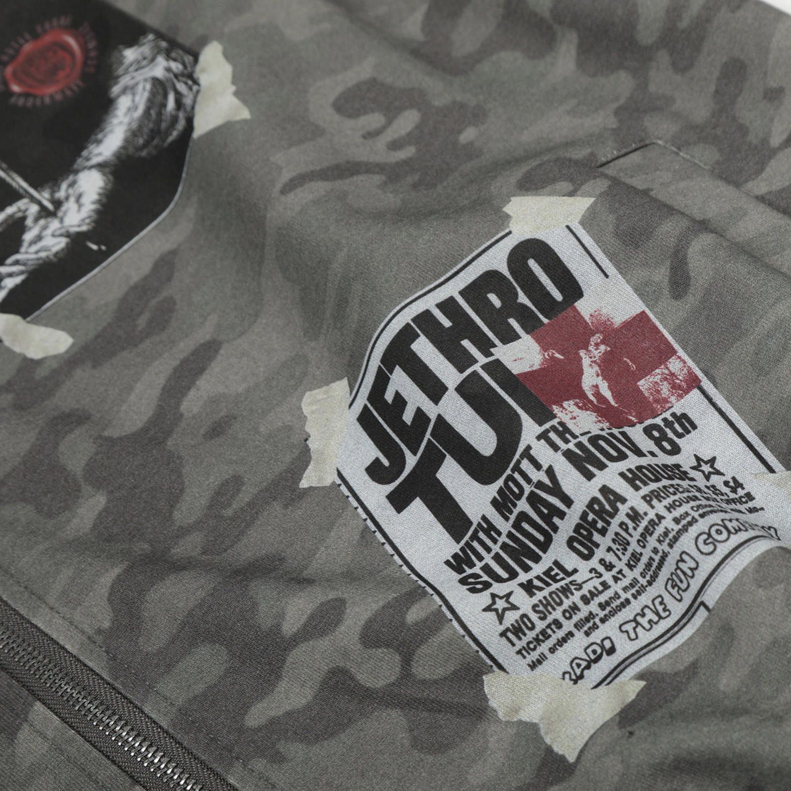 Japanese Brand Gray Camouflage Zip-Up Hoodie with Red Stripe Details Size US L / EU 52-54 / 3 - 4 Thumbnail