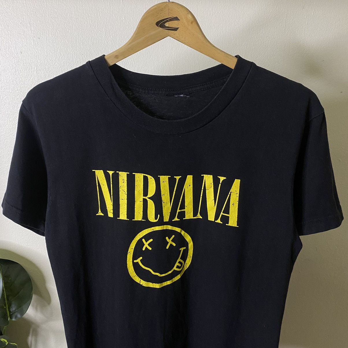 Nirvana × Vintage Vintage 2000s Nirvana Kurt Cobain Smiley Face Tee Size US S / EU 44-46 / 1 - 2 Thumbnail