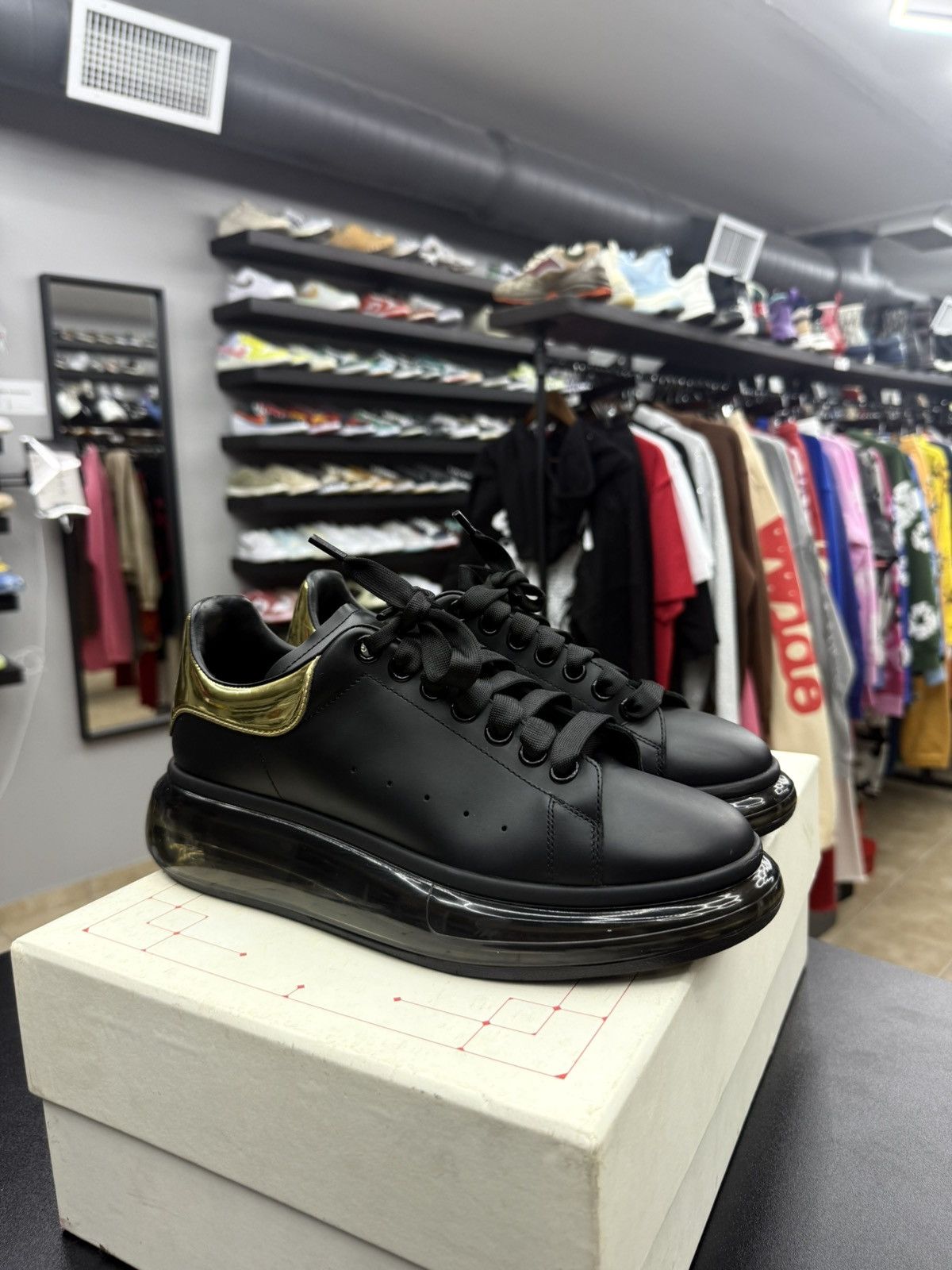 Alexander McQueen Women’s Black Alexander McQueen sneaker size 39 / 9US Size US 9 / IT 39 - 3 Thumbnail