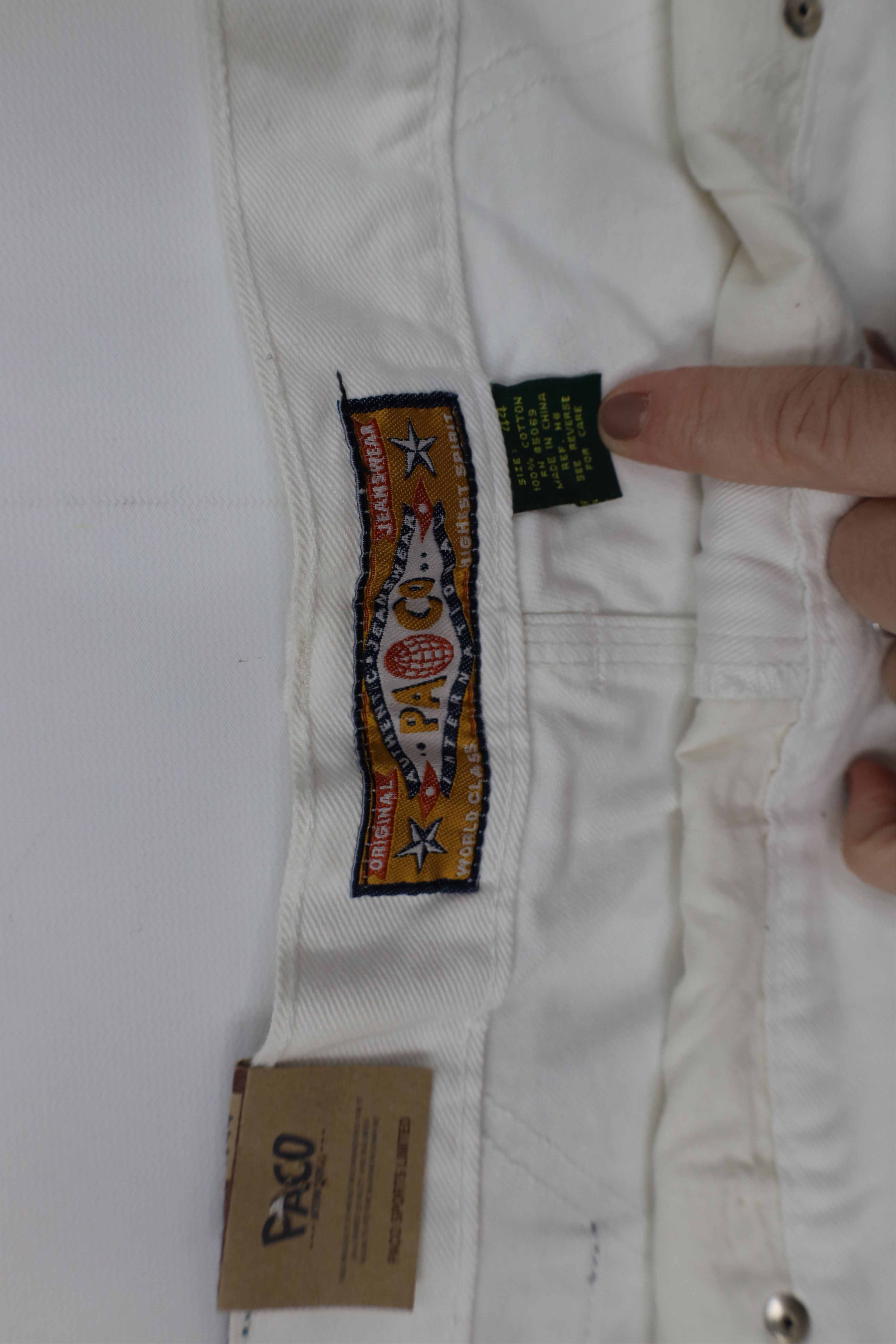 Vintage Deadstock Vintage 90s Paco Denim Jean Shorts White Cotton Size US 44 / EU 60 - 7 Thumbnail