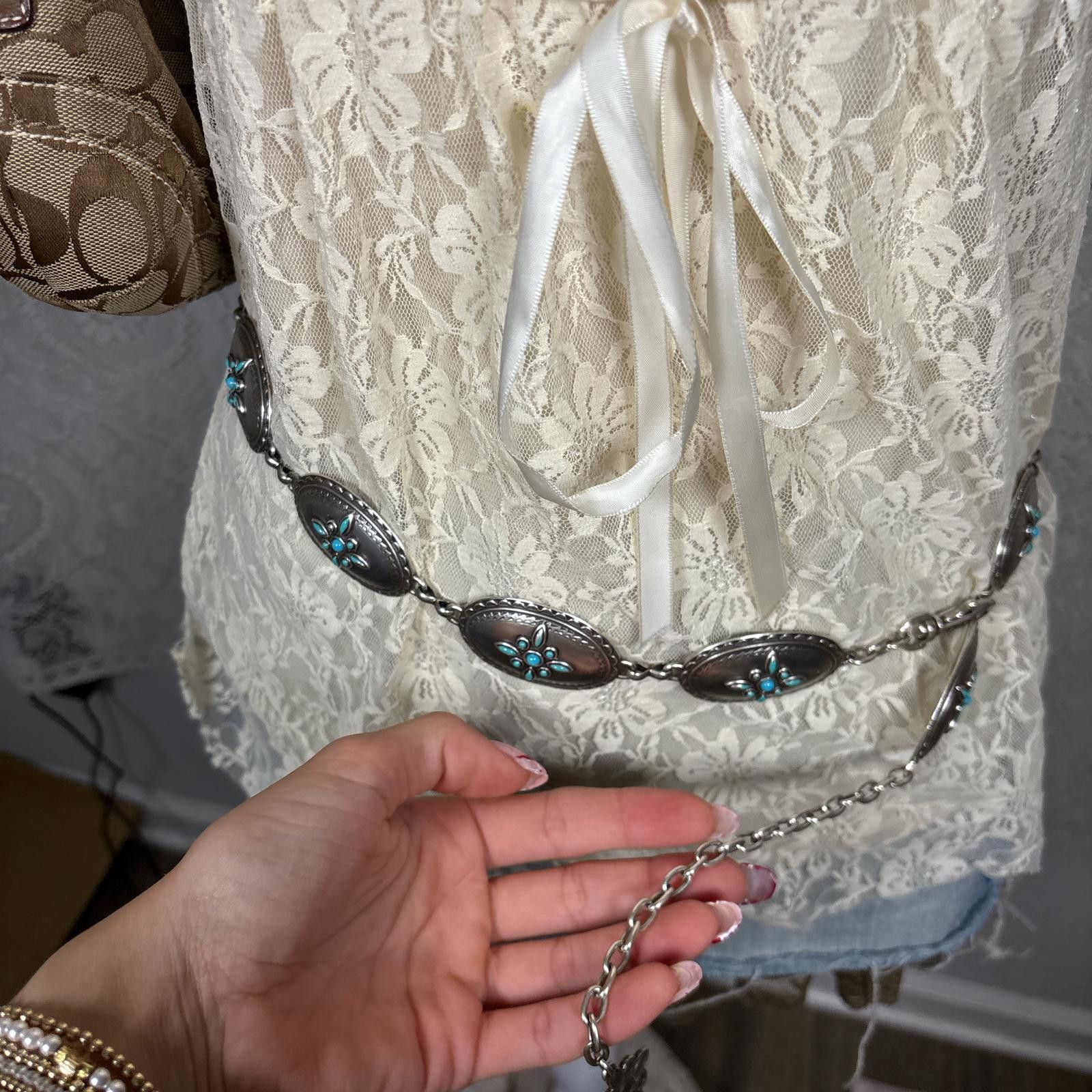 Other vintage silver chain belt with turquoise accents Size ONE SIZE - 2 Thumbnail