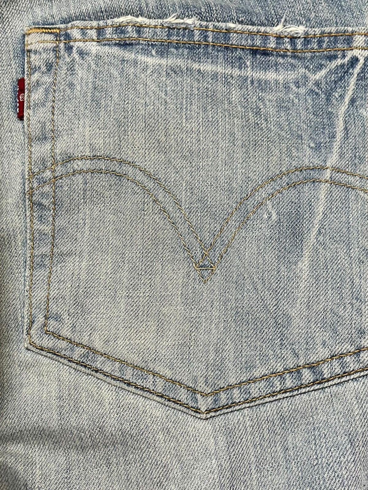 Levi's Vintage Clothing Vintage Levi’s 501 Faded Grunge Distressed Denim Size US 33 - 7 Thumbnail