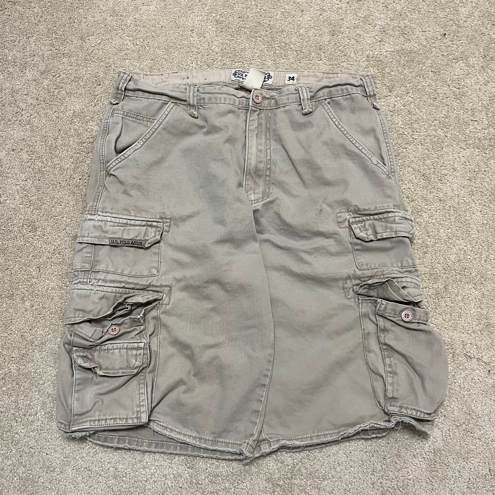U.S. Polo Assn. Y2K U.S. Polo Assn Baggy Skater Beige Cargo Shorts 34W Size US 34 / EU 50 - 1 Thumbnail