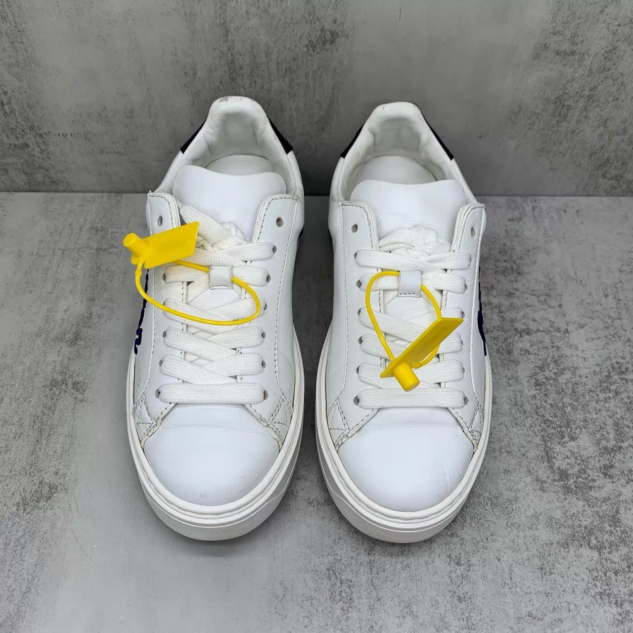 Louis Vuitton Lv Time Out White Blue Embroidered Sneaker 35 95 New Size US 4.5 / IT 34.5 - 4 Thumbnail