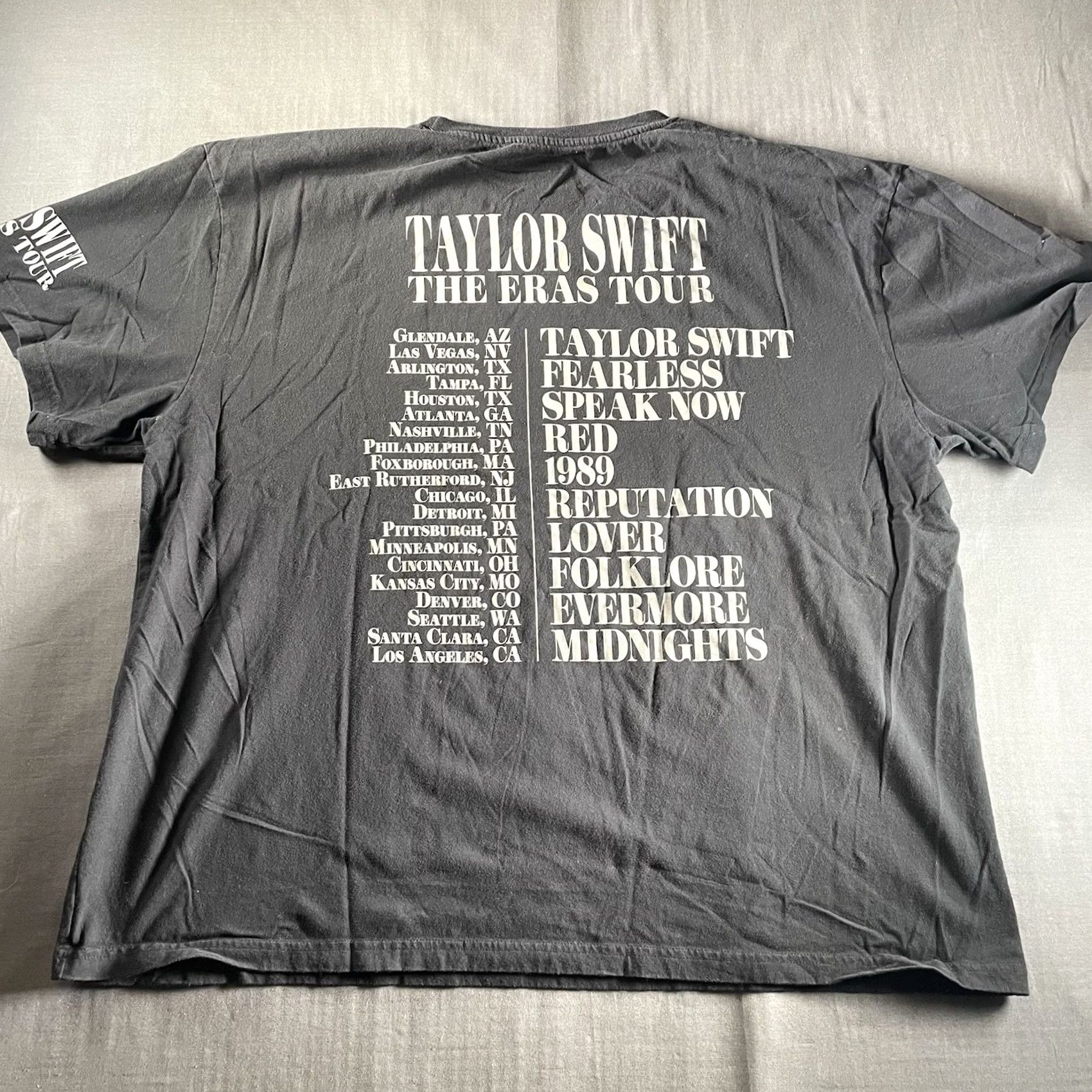 Vintage Taylor Swift Eras Tour Shirt 2XL Black Cotton Knit Crew Neck Short Sleeve T-Shirt Womens Classic Designer USA Shirt Size XXL / US 16-18 / IT 52-54 - 6 Thumbnail