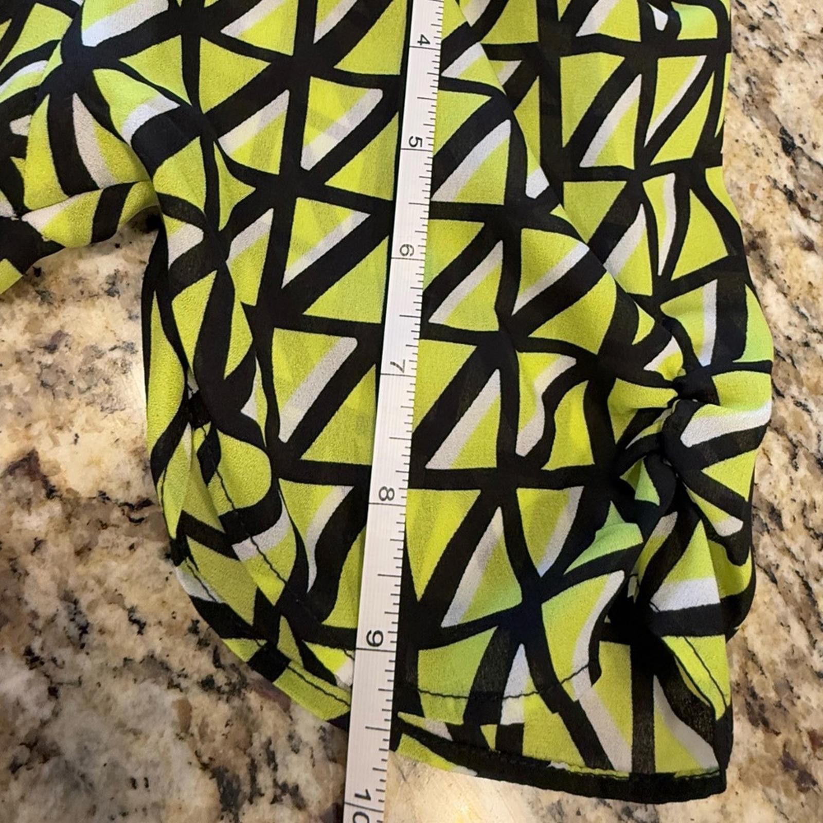 Other Kaari Blue bold top greenish yellow, black & white SZ XS Size XS / US 0-2 / IT 36-38 - 9 Thumbnail