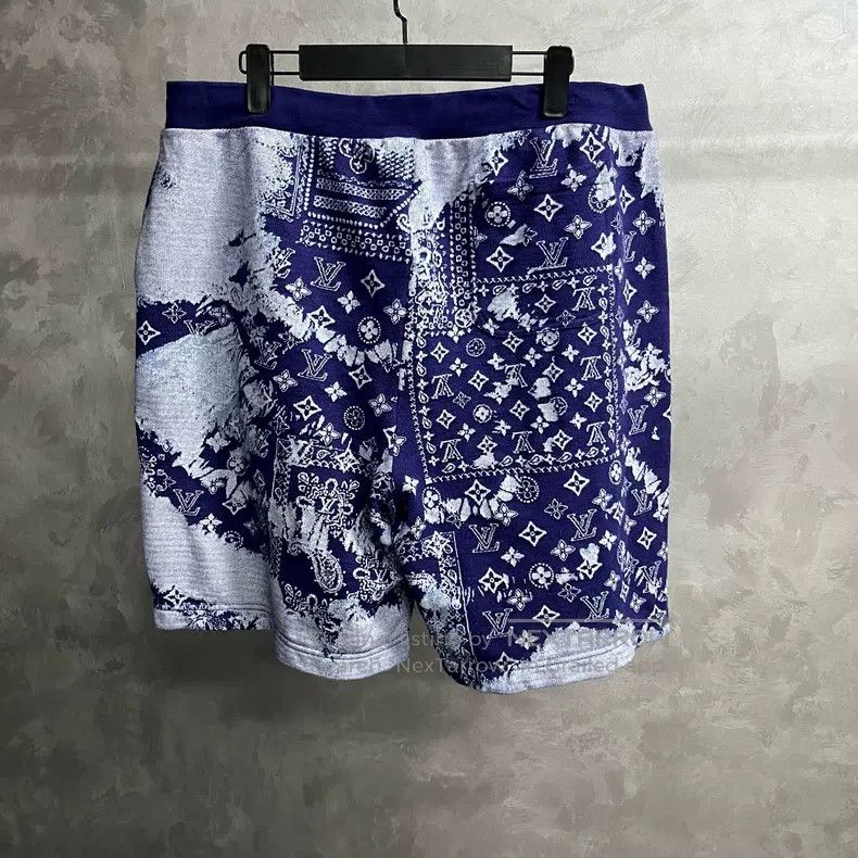 Louis Vuitton Louis Vuitton size 5l Blue Logo Full of Cashew Flowers, Oth Size US 30 / EU 46 - 3 Thumbnail