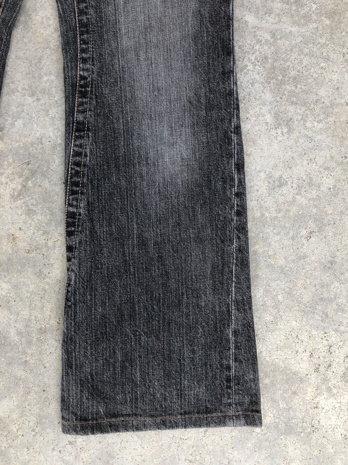 Japanese Brand Japanese Indivi Flared Jeans Distressed Jeans Size US 32 / EU 48 - 7 Thumbnail