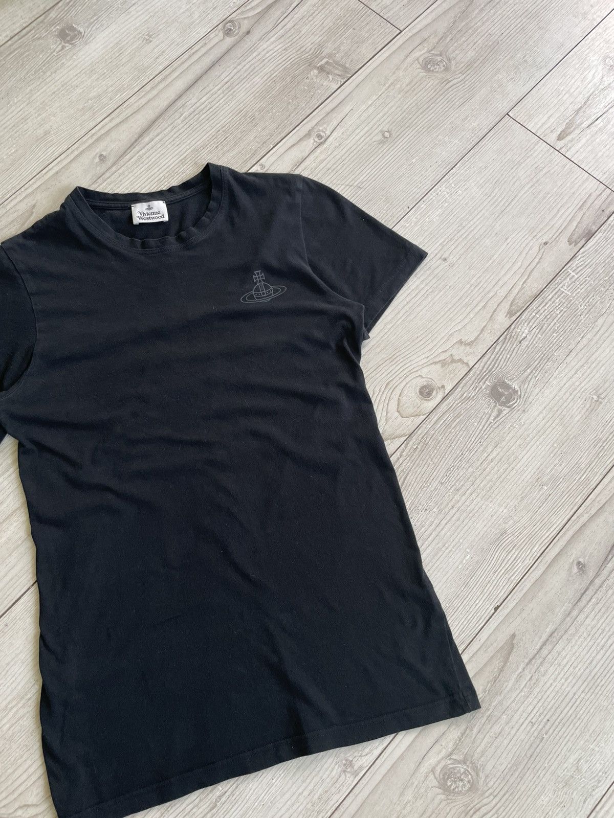 Vintage × Vivienne Westwood Vivienne Westwood T Shirt Faded Black T Shirt Mini Logo Y2k Size US S / EU 44-46 / 1 - 3 Thumbnail