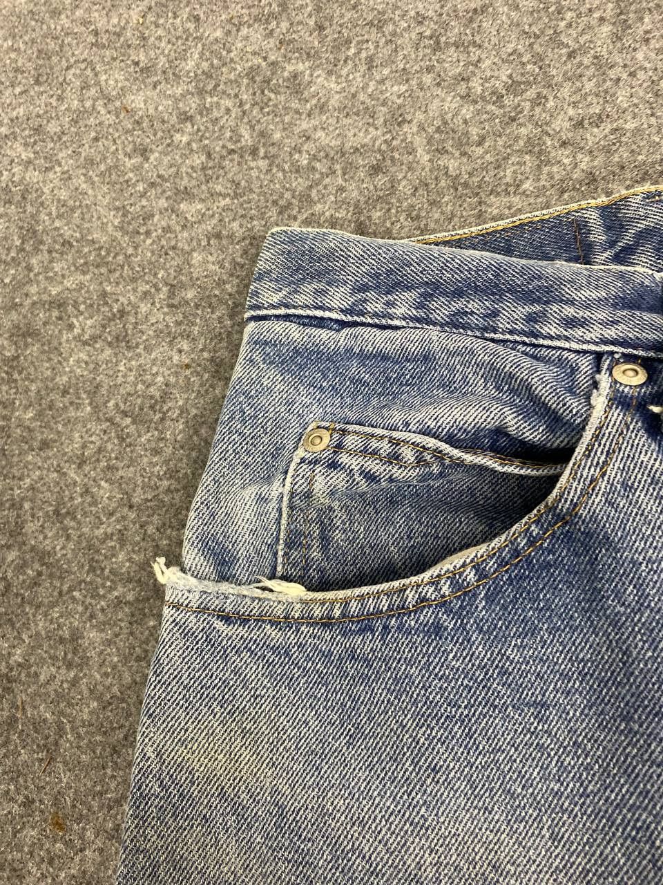Wrangler vintage wrangler relaxed fit distressed denim Size US 38 / EU 54 - 11 Thumbnail